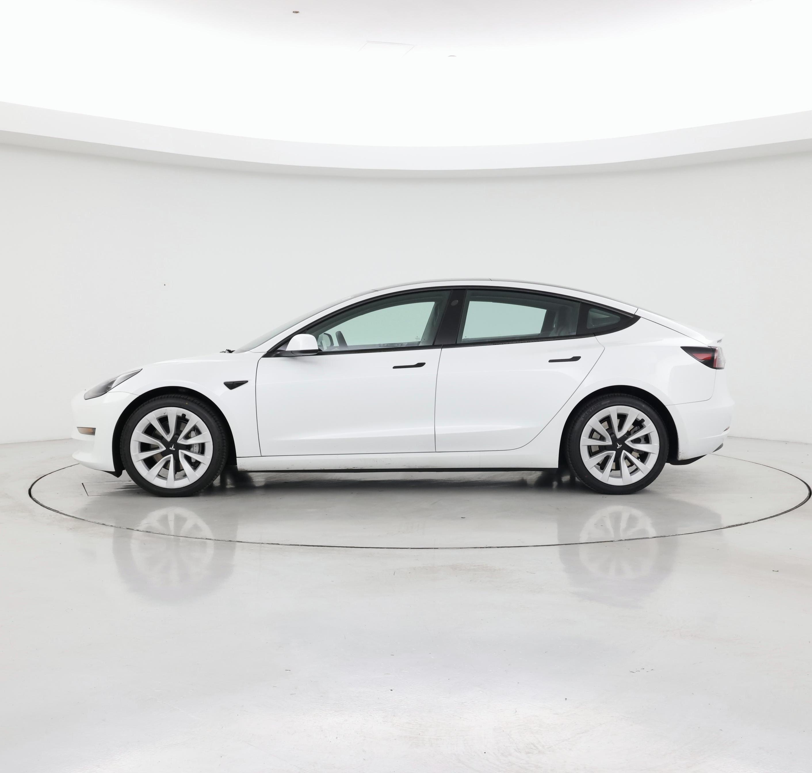 Thumbnail: 2023 Tesla Model 3 - 3
