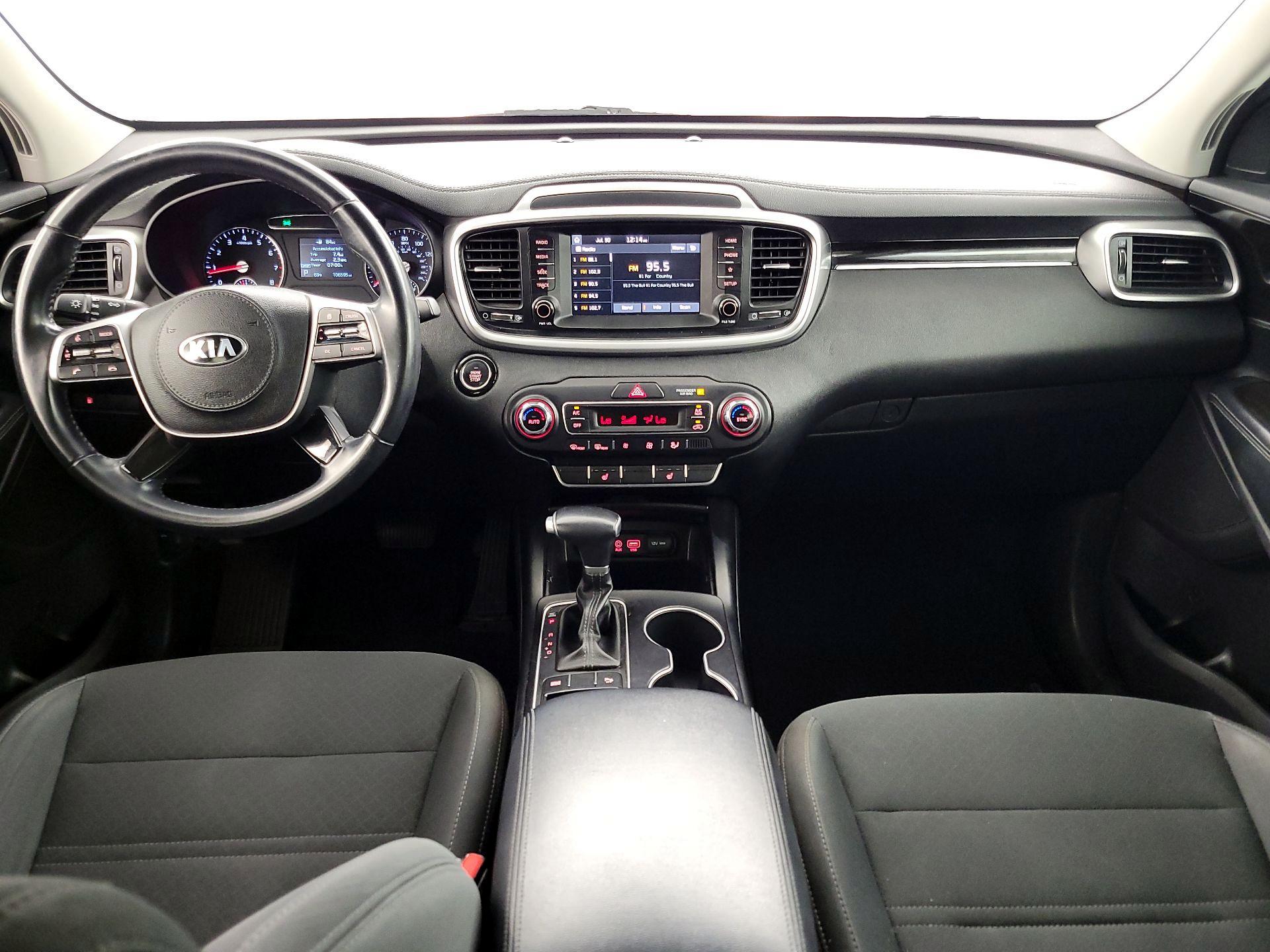 Thumbnail: 2020 Kia Sorento - 9