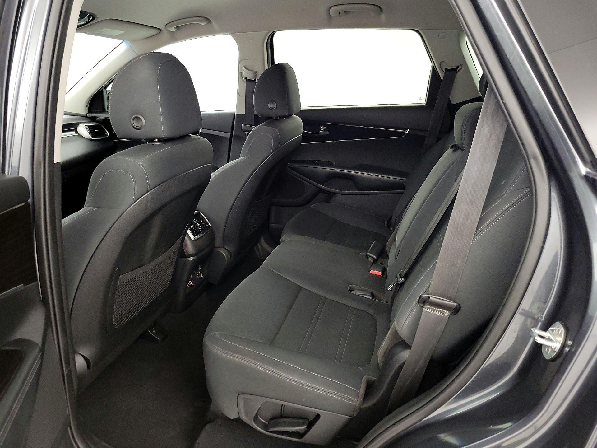 Thumbnail: 2020 Kia Sorento - 19