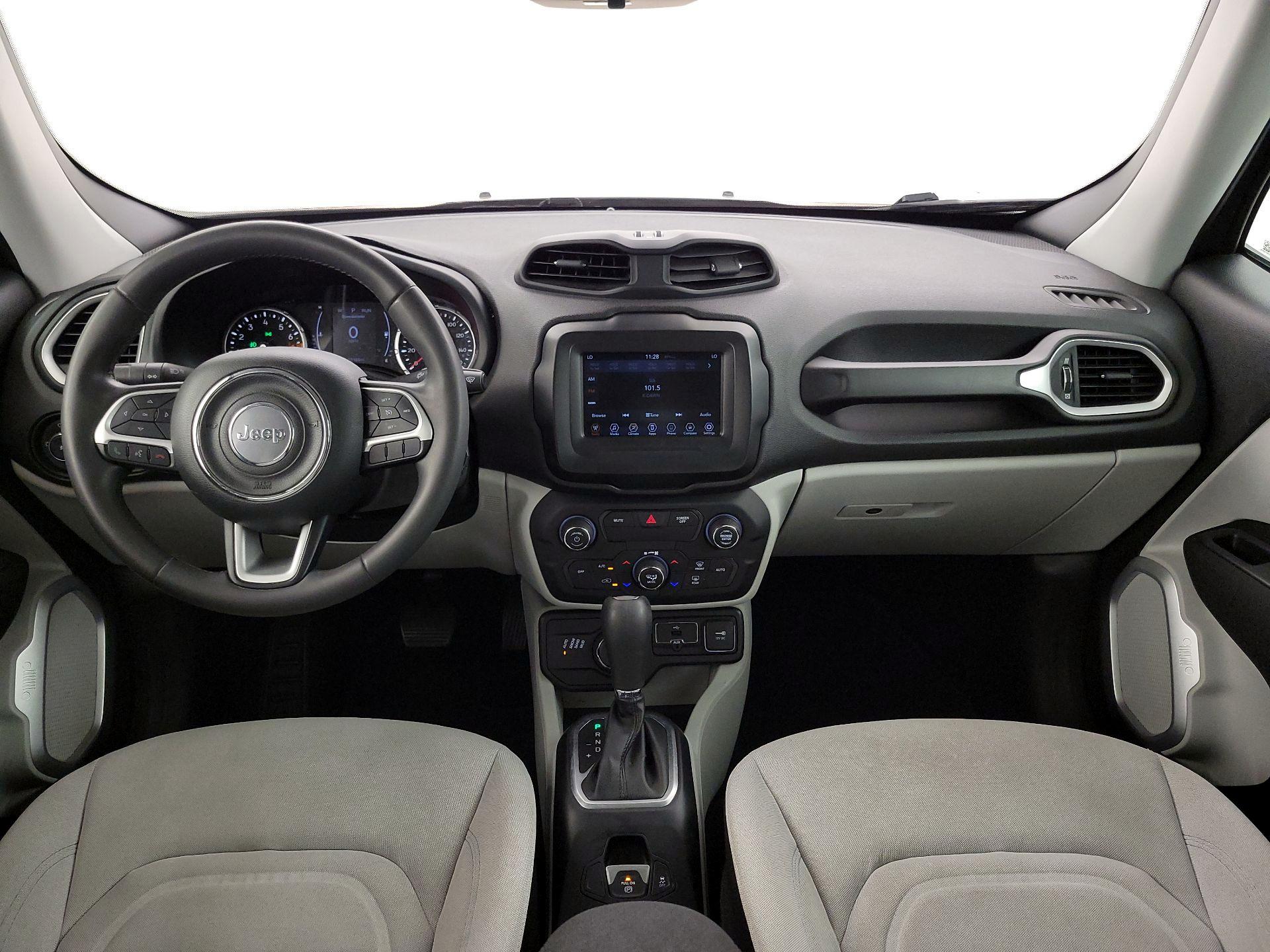 Thumbnail: 2018 Jeep Renegade - 9