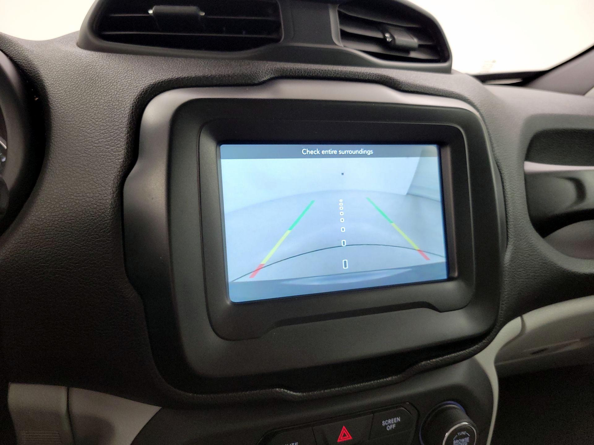 Thumbnail: 2018 Jeep Renegade - 14