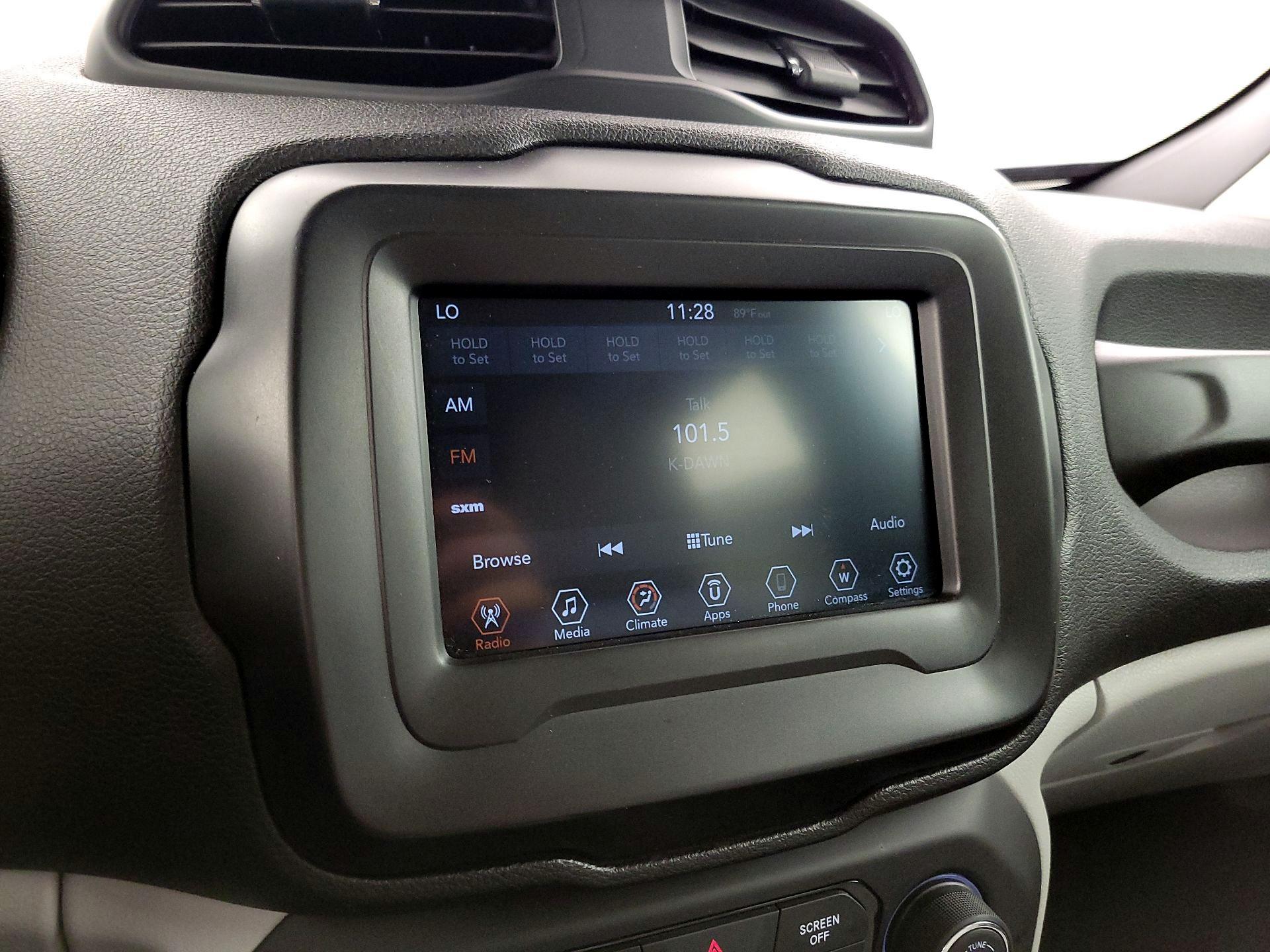 Thumbnail: 2018 Jeep Renegade - 15