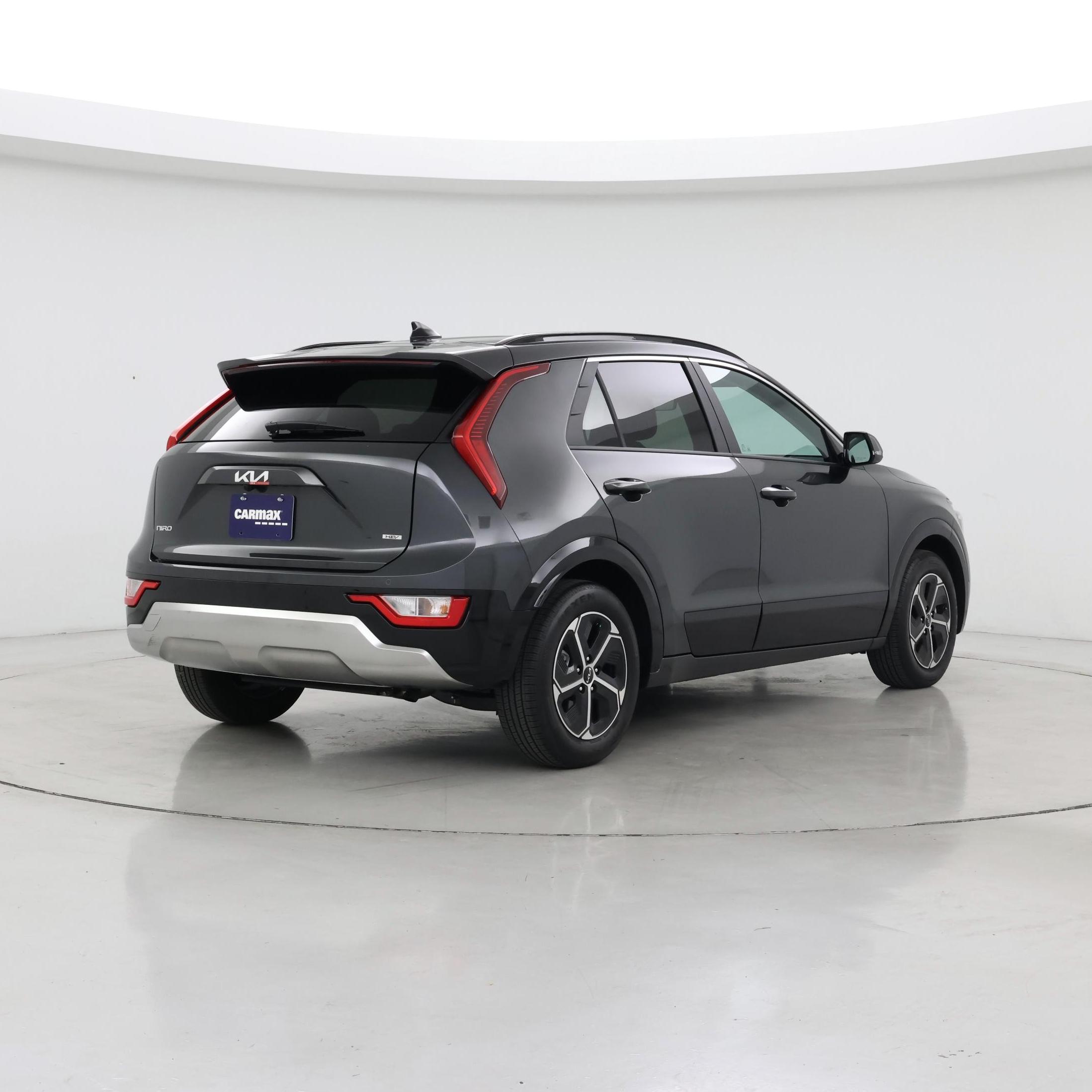 Thumbnail: 2025 Kia Niro - 8