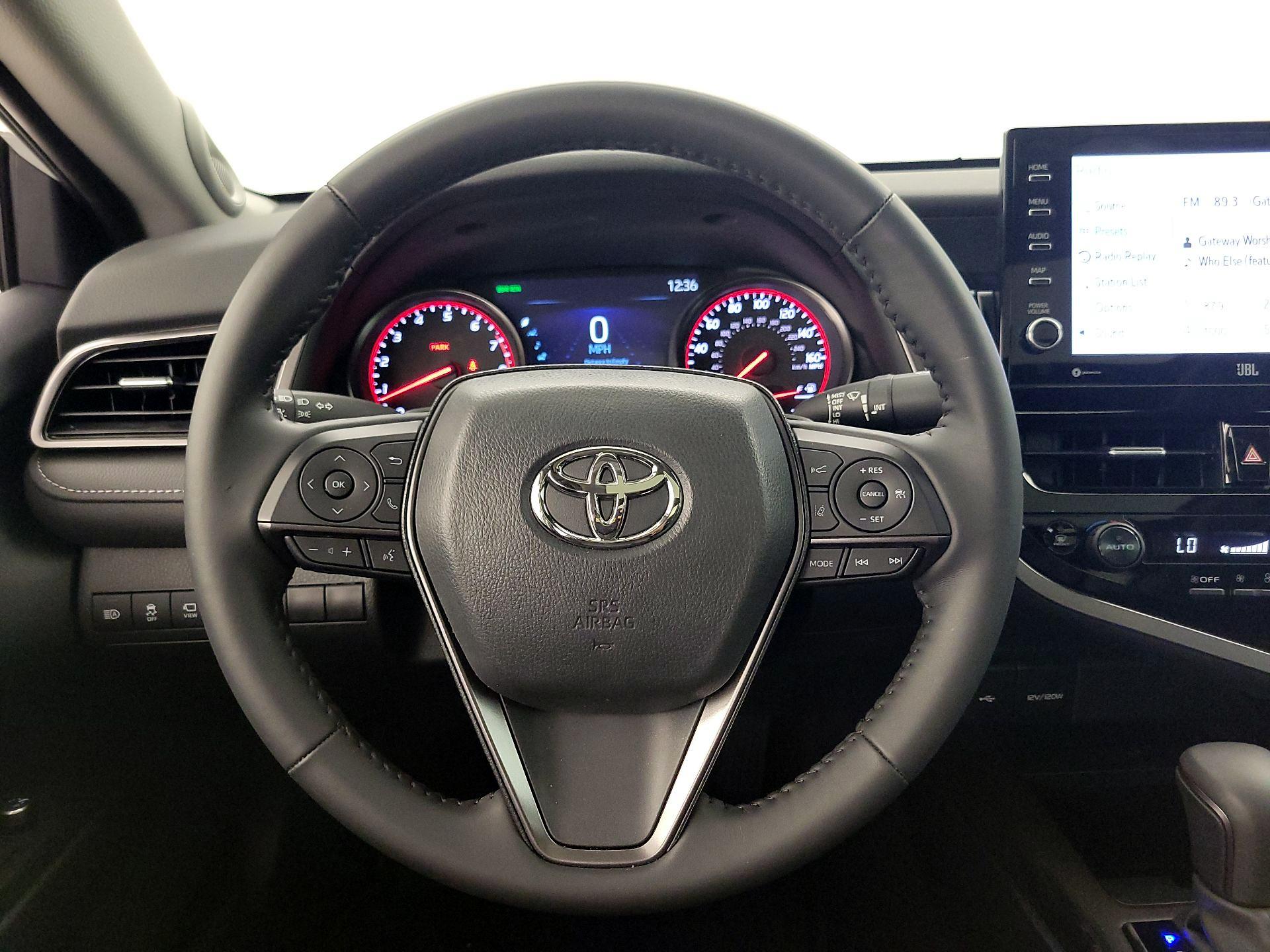 Thumbnail: 2024 Toyota Camry - 10