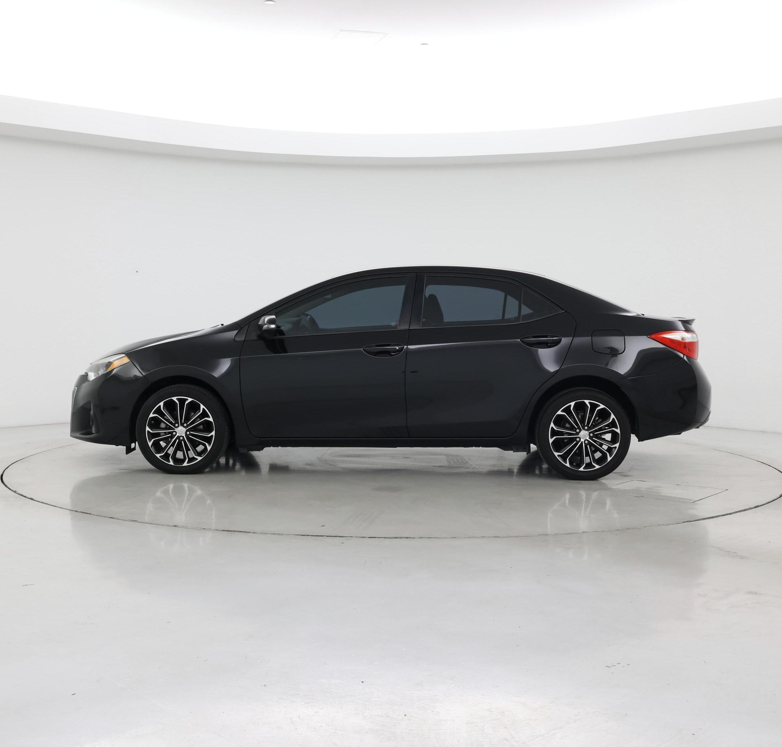 Thumbnail: 2016 Toyota Corolla - 3