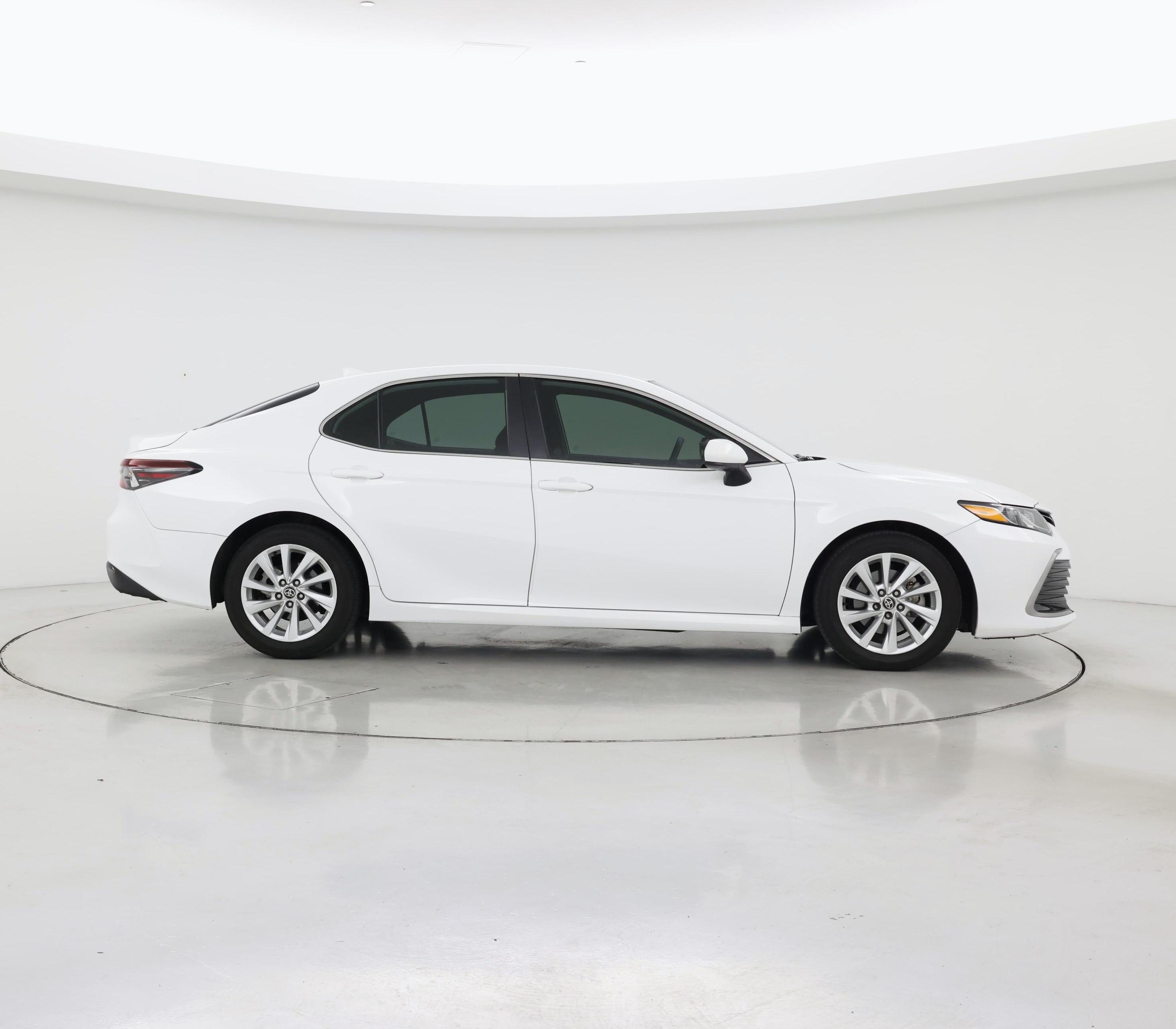 Thumbnail: 2023 Toyota Camry - 7
