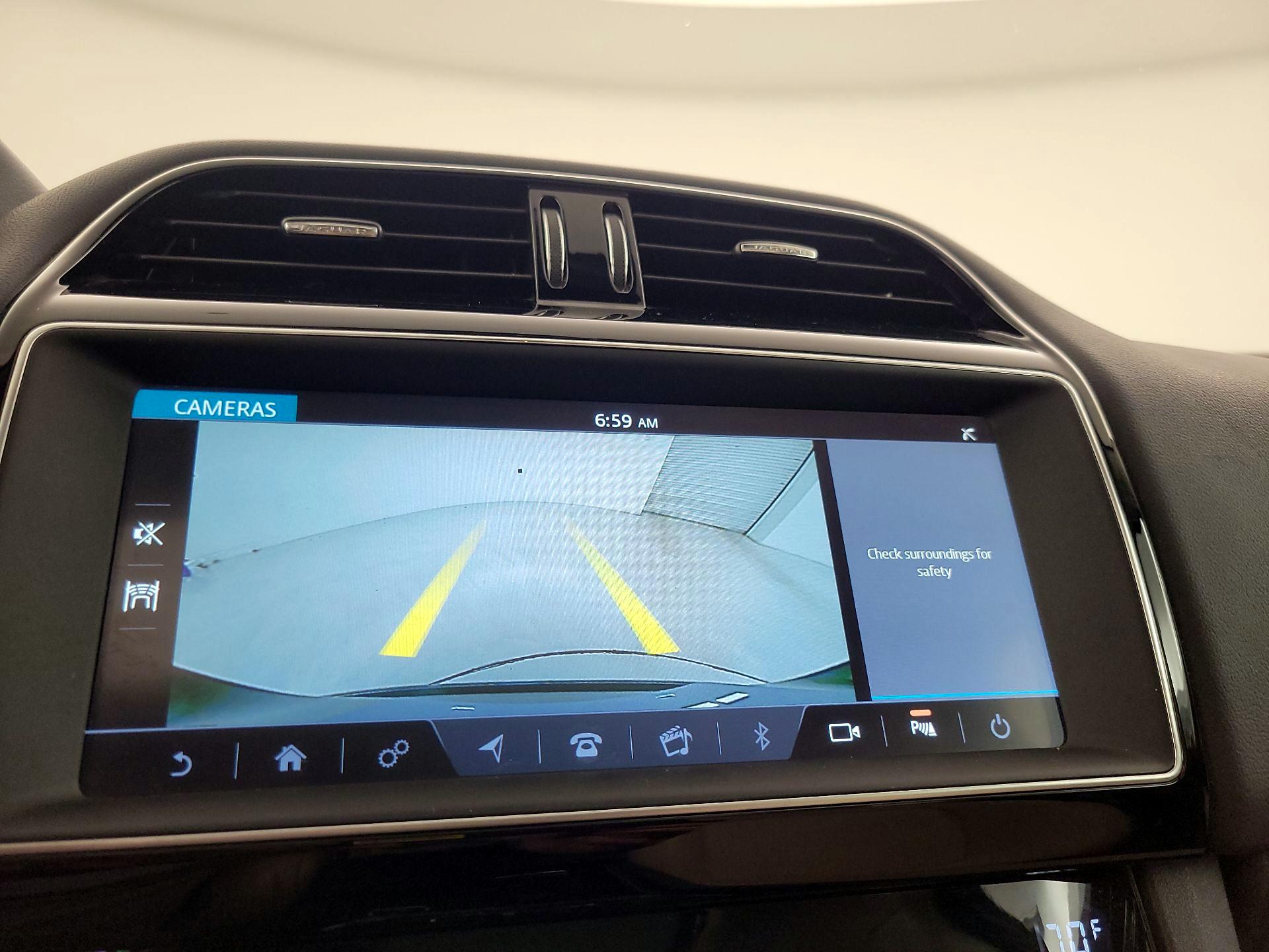 Thumbnail: 2019 Jaguar F-Pace - 14