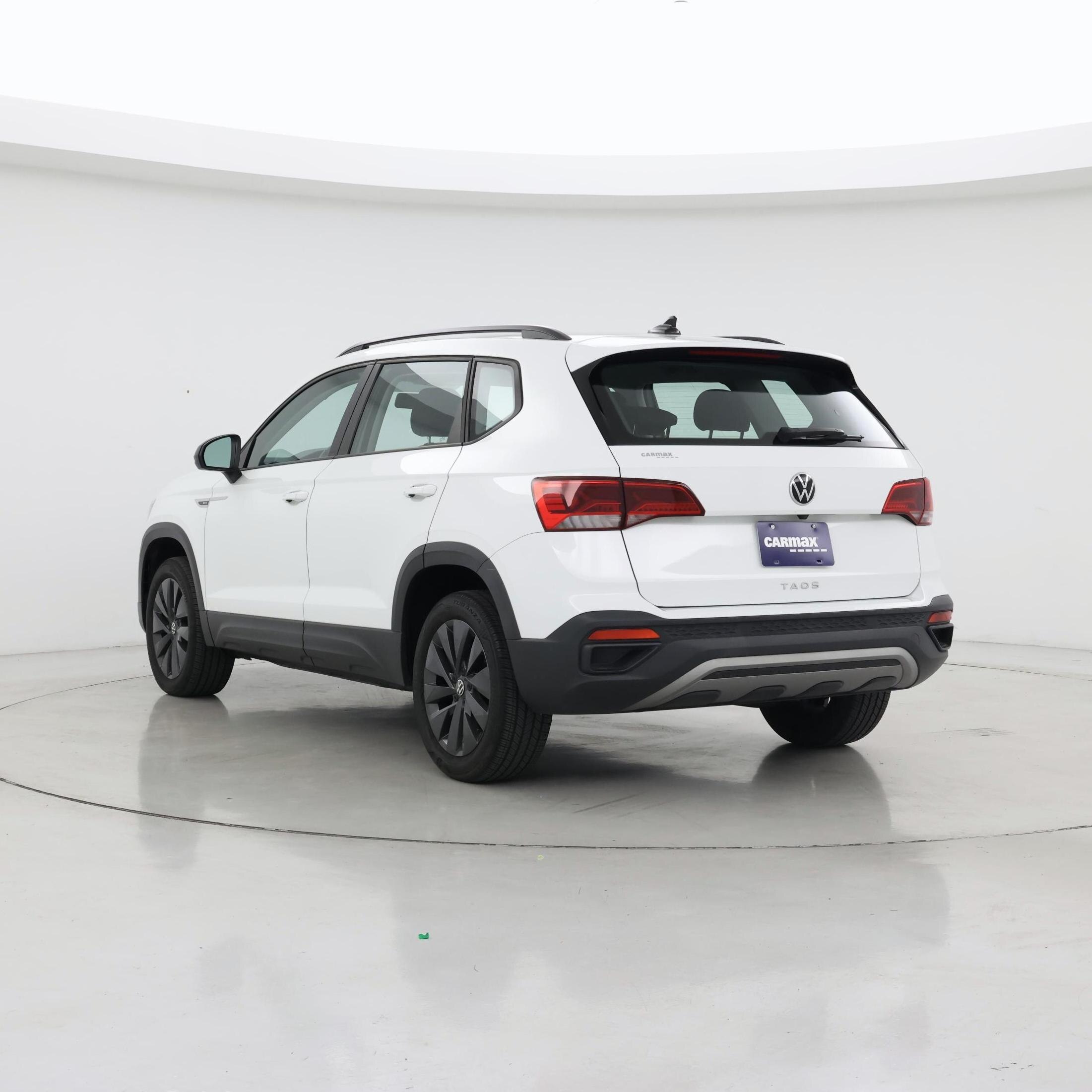 Thumbnail: 2022 Volkswagen Taos - 2