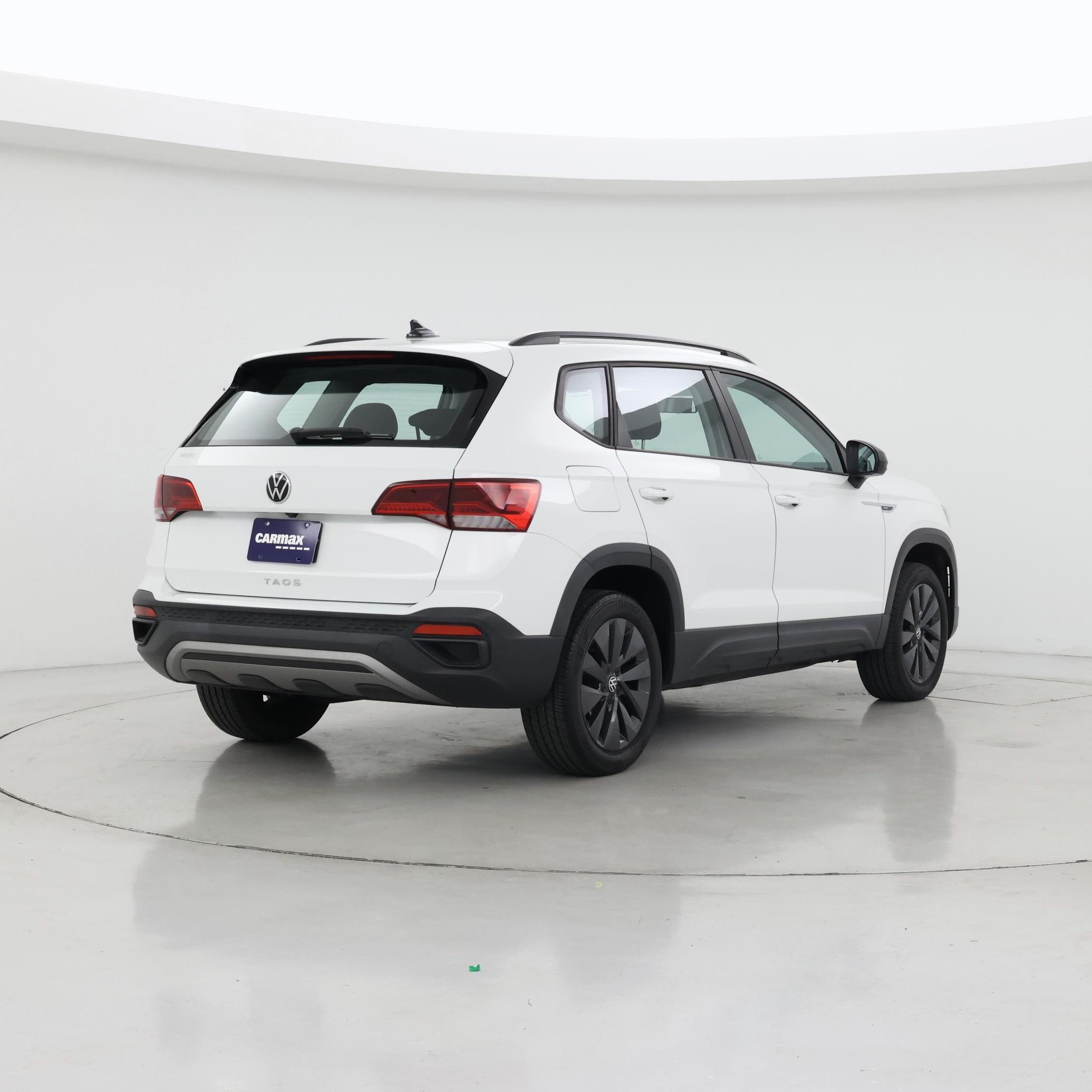 Thumbnail: 2022 Volkswagen Taos - 8