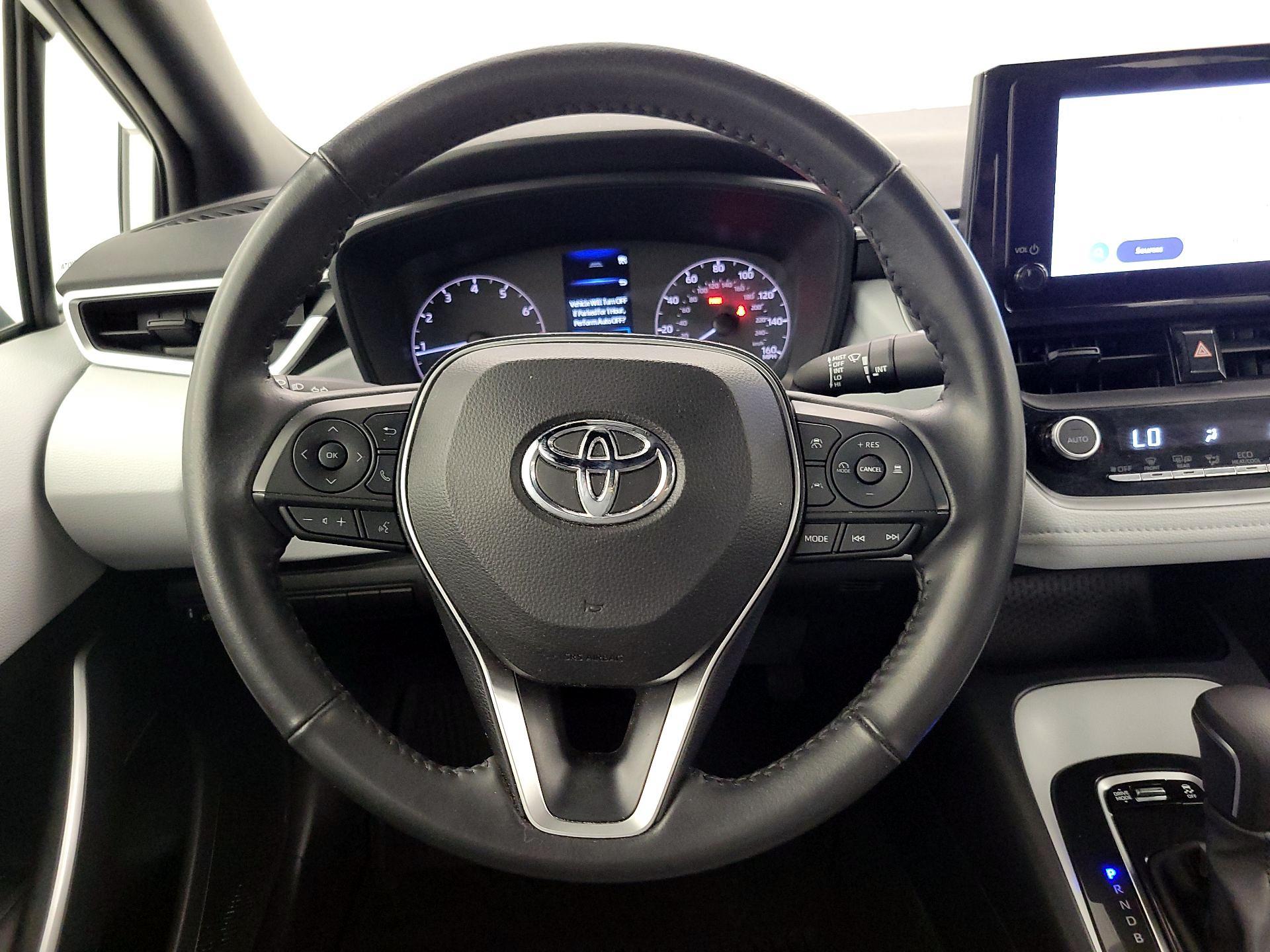 Thumbnail: 2023 Toyota Corolla - 10