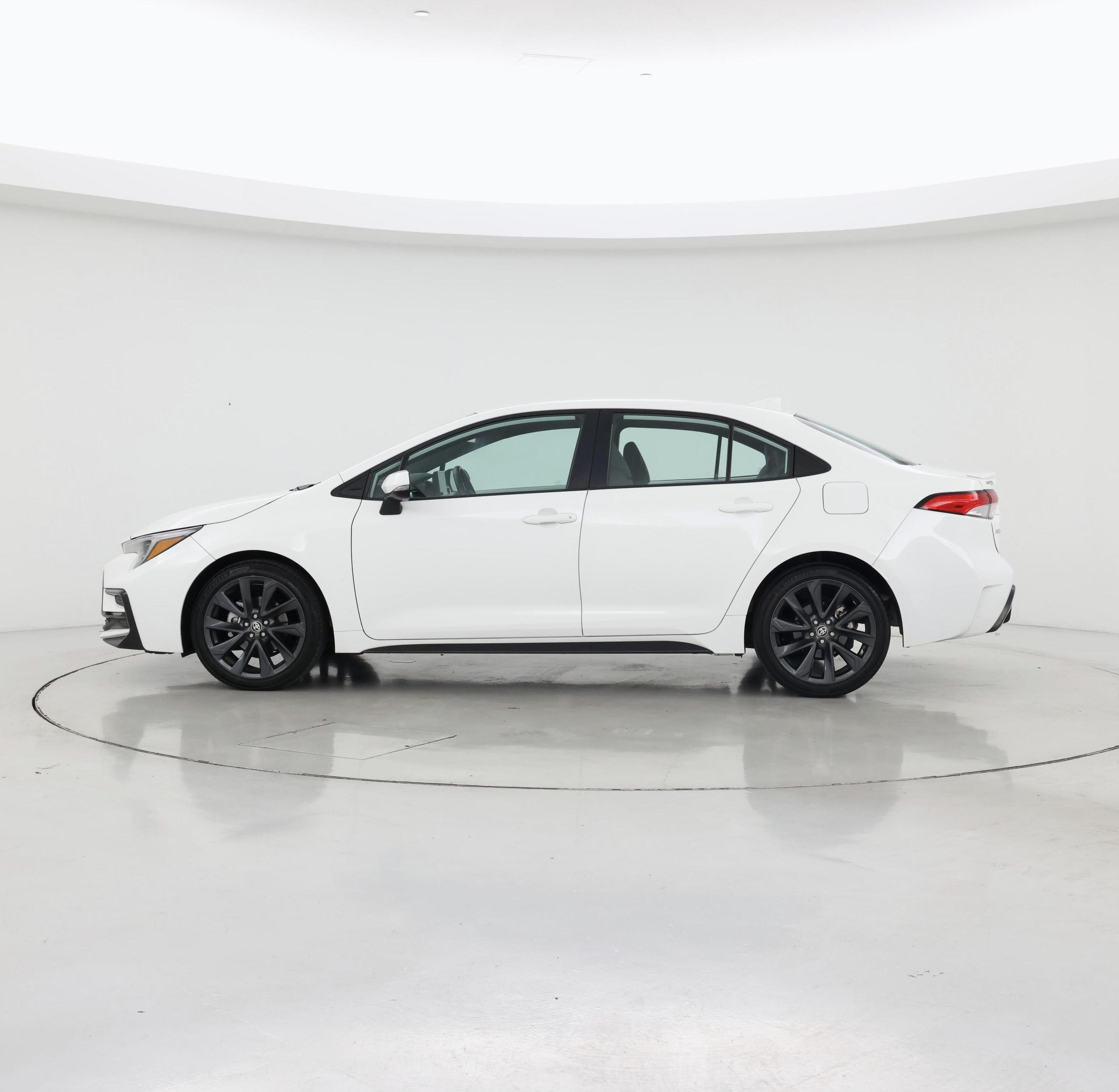 Thumbnail: 2023 Toyota Corolla - 3