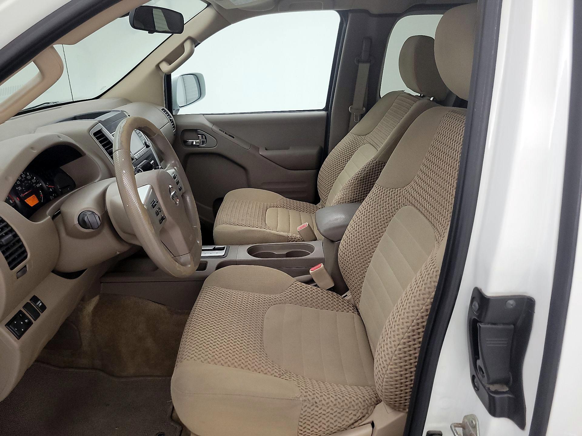 Thumbnail: 2016 Nissan Frontier - 11