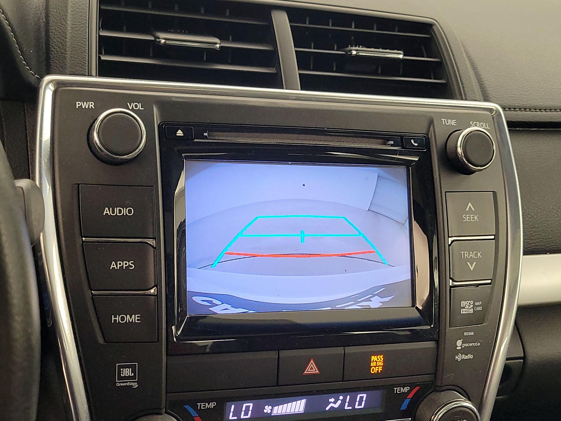 Thumbnail: 2015 Toyota Camry - 14