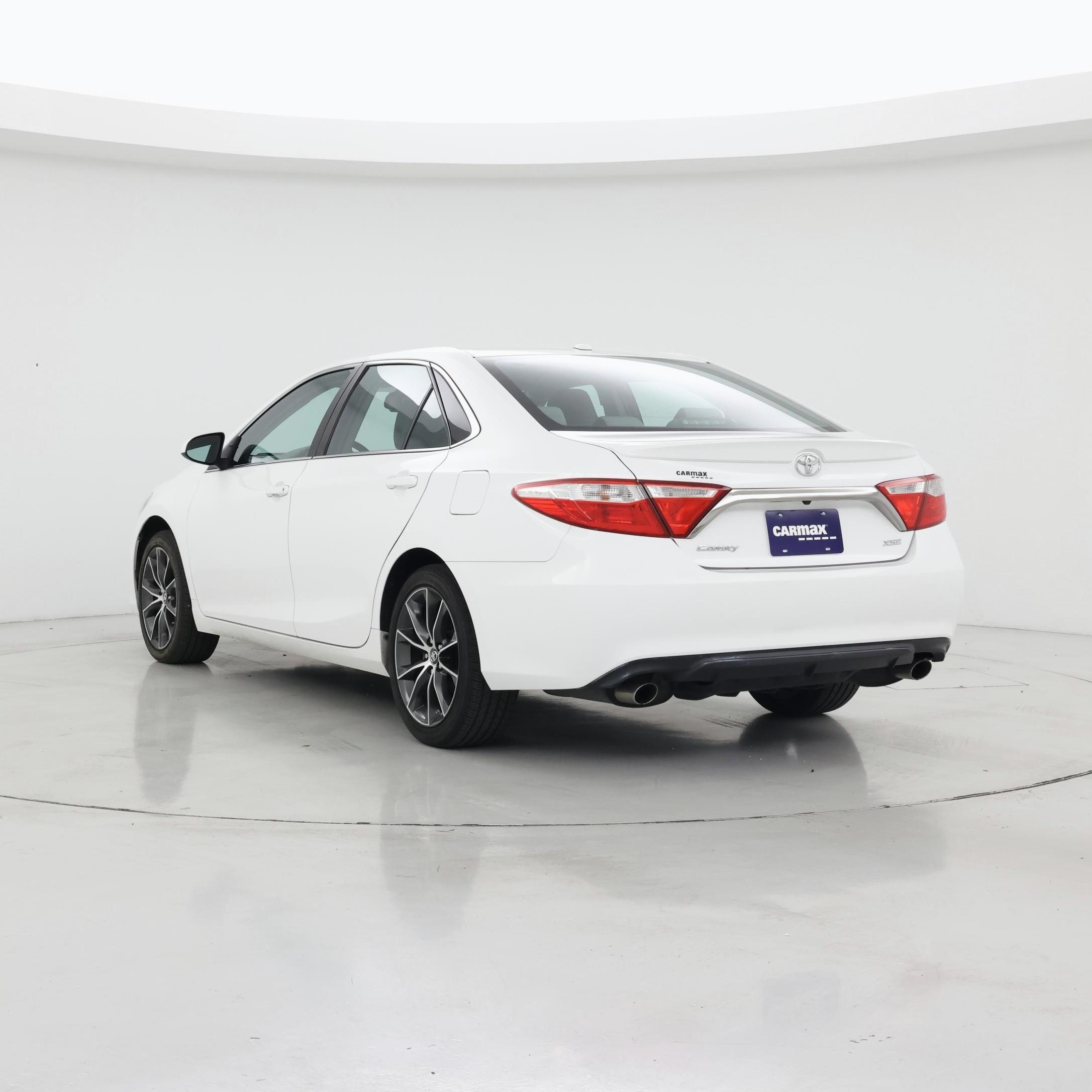 Thumbnail: 2015 Toyota Camry - 2