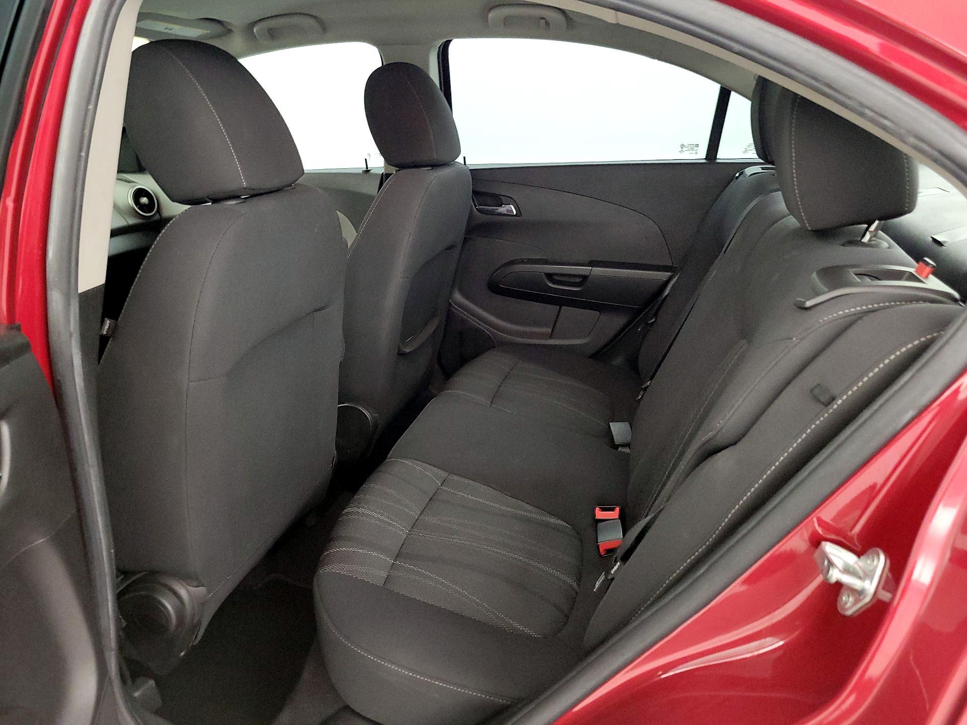 Thumbnail: 2014 Chevrolet Sonic - 18