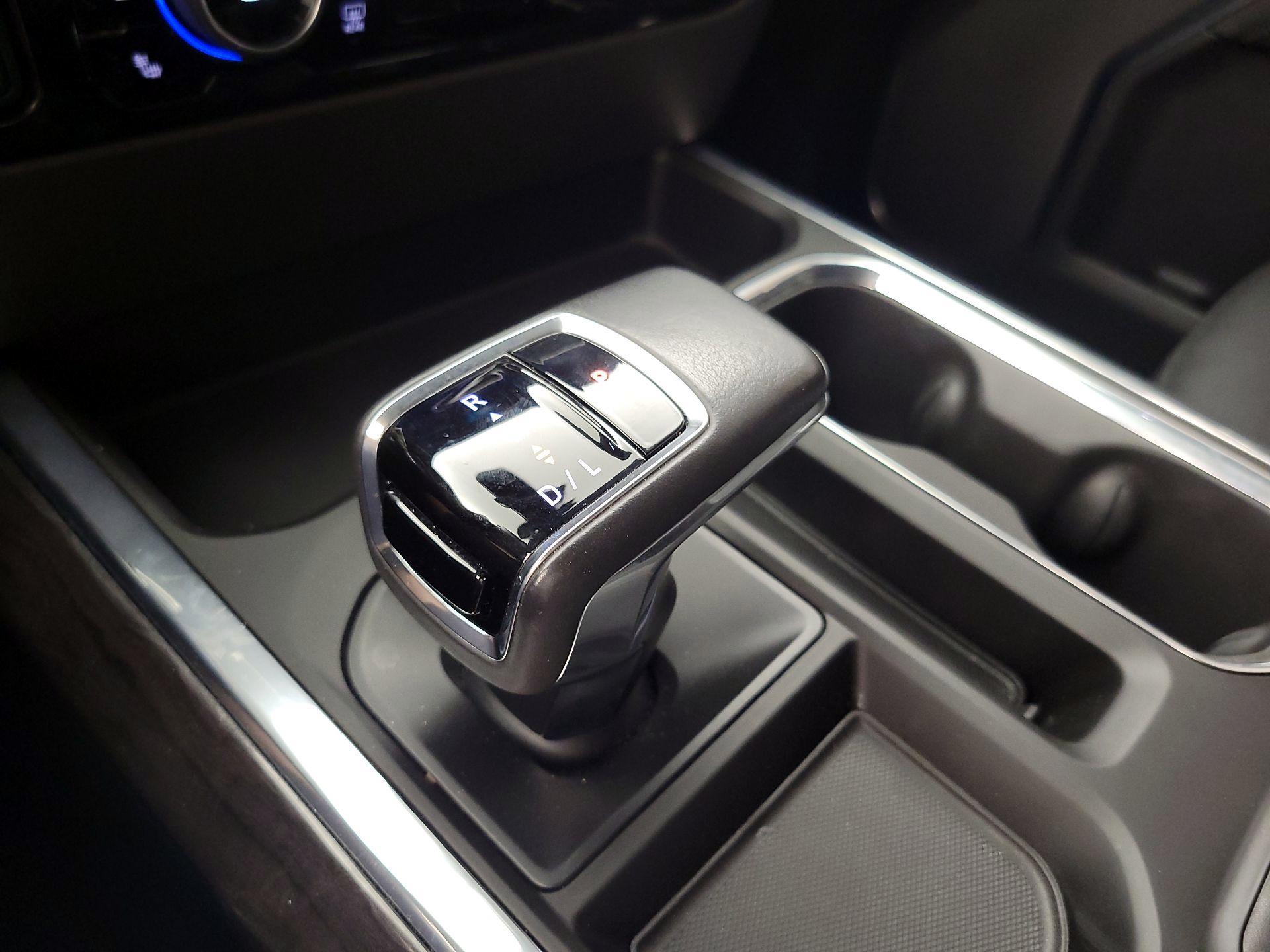 Thumbnail: 2022 Chevrolet Silverado 1500 - 18