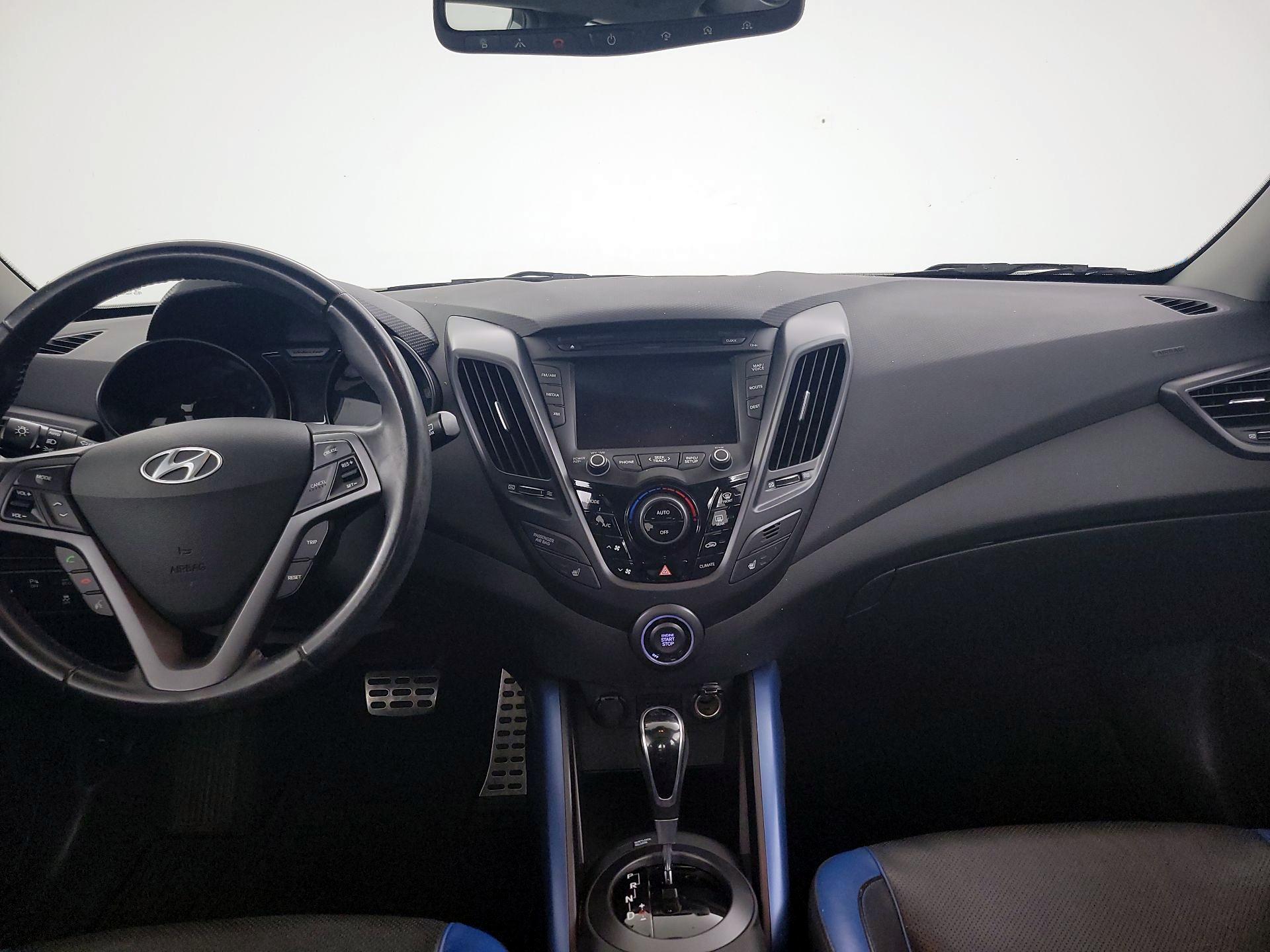 Thumbnail: 2014 Hyundai Veloster - 9