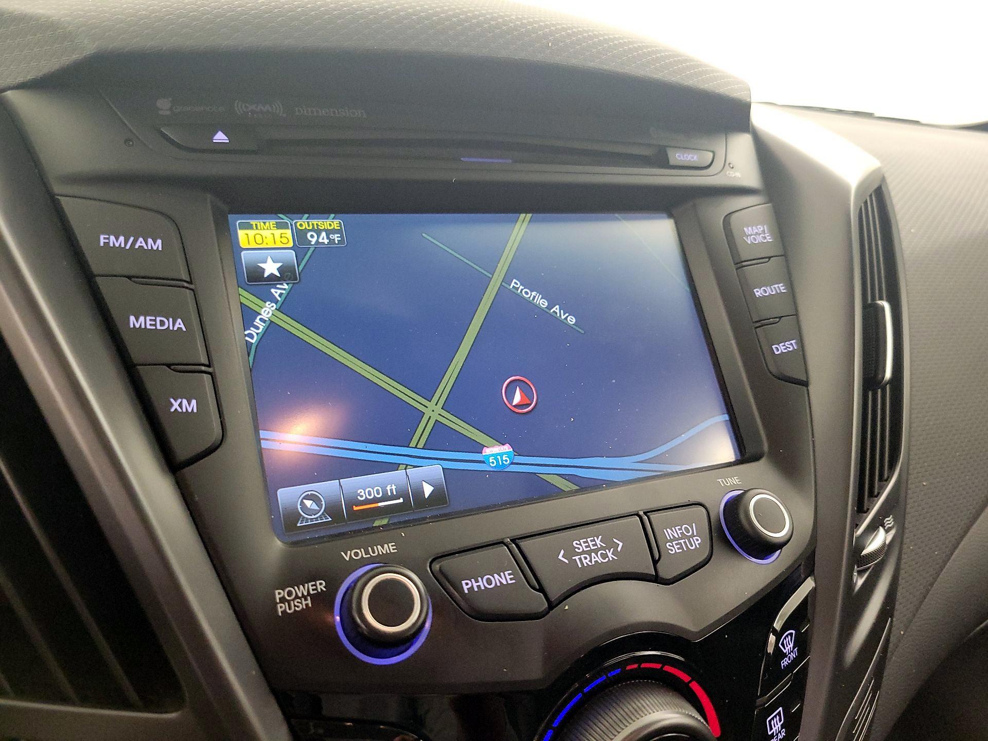 Thumbnail: 2014 Hyundai Veloster - 14
