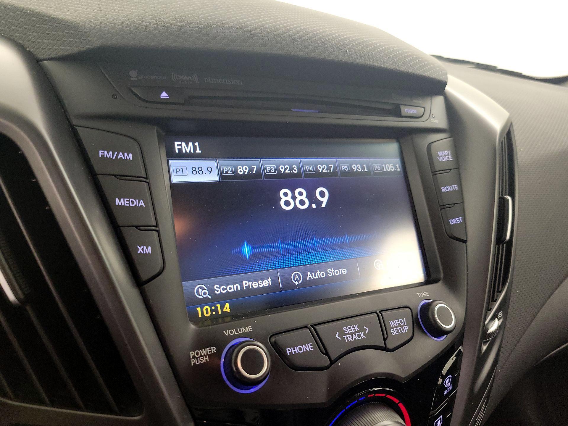 Thumbnail: 2014 Hyundai Veloster - 16