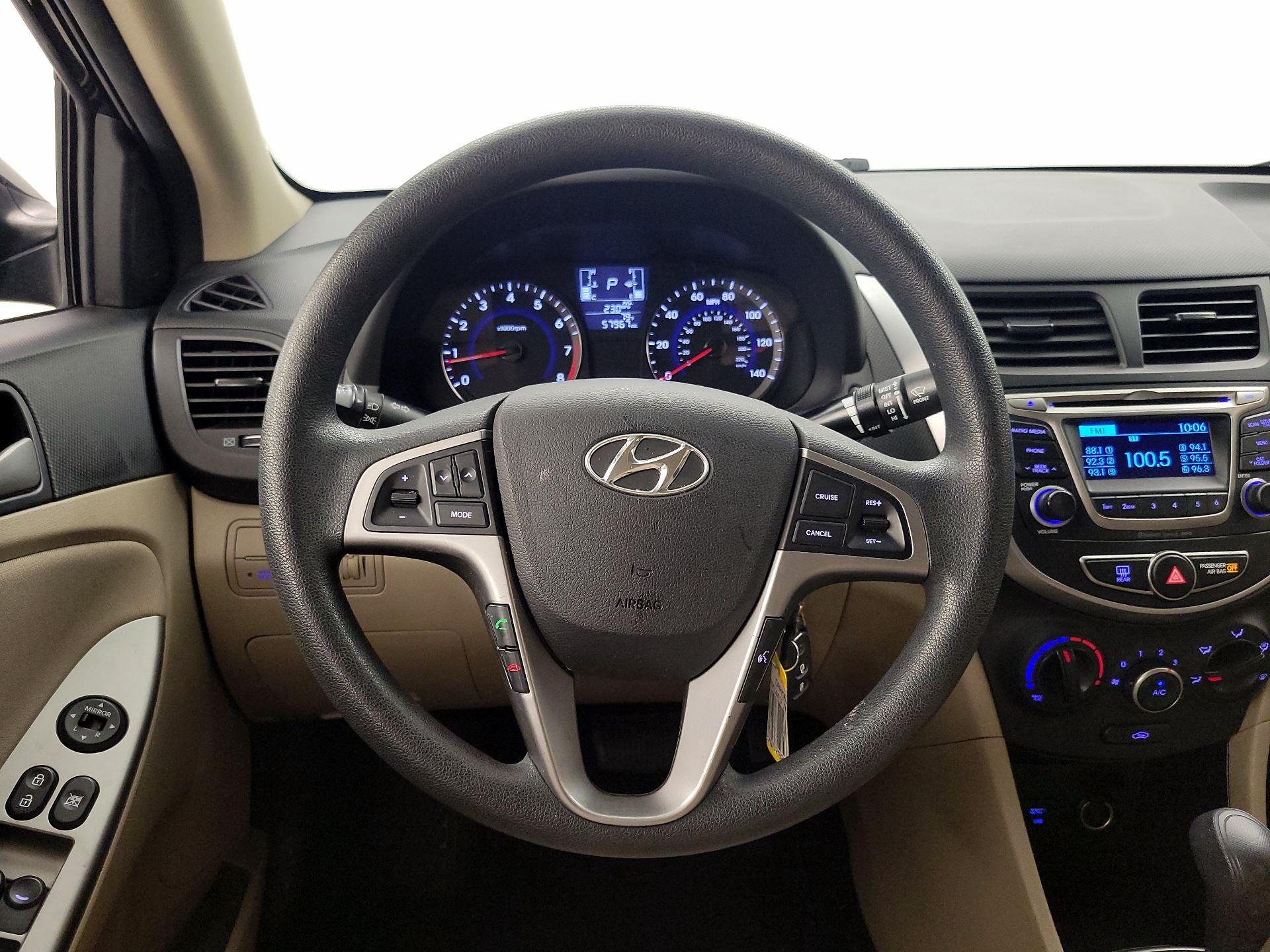 Thumbnail: 2015 Hyundai Accent - 10