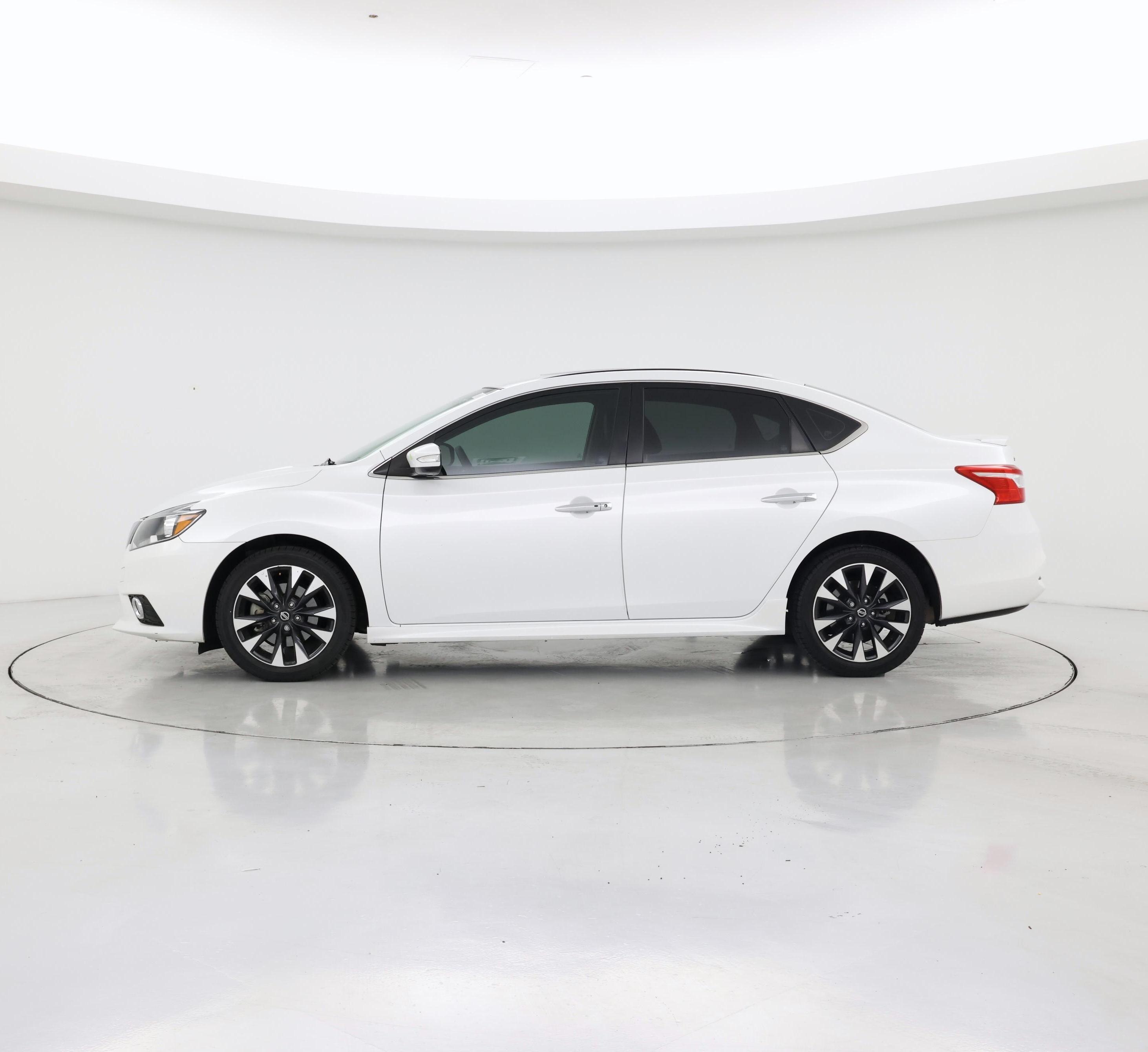 Thumbnail: 2019 Nissan Sentra - 3