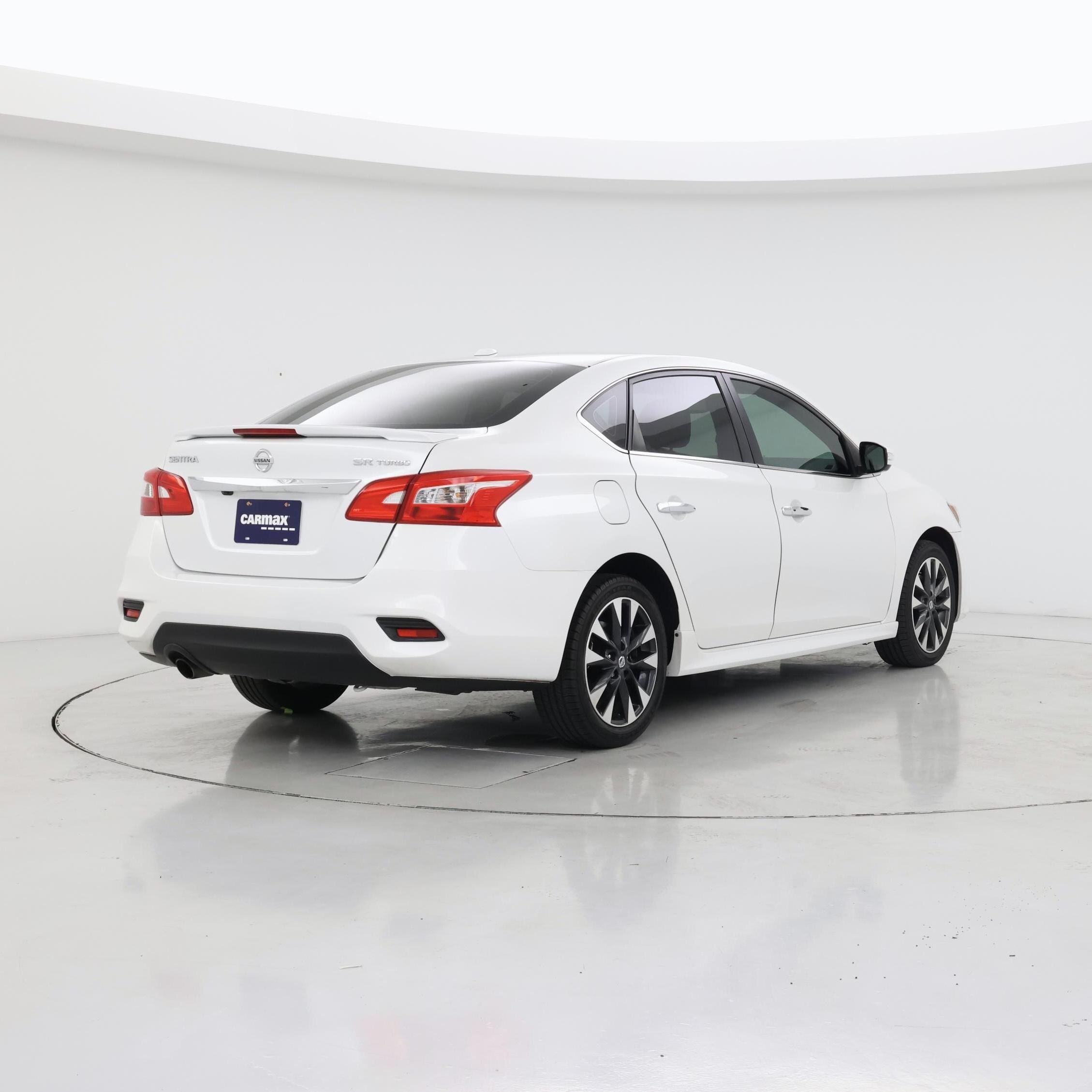 Thumbnail: 2019 Nissan Sentra - 8