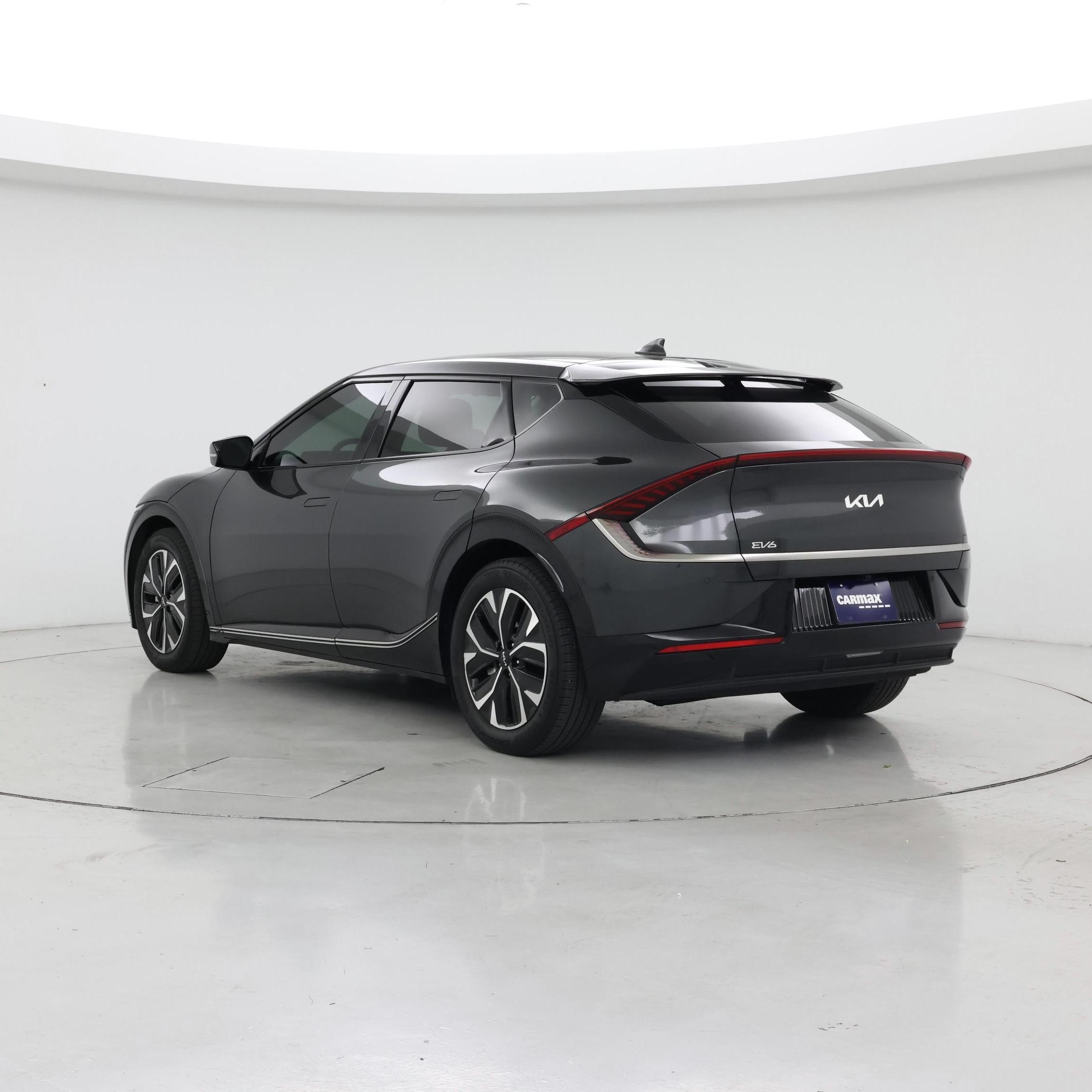 Thumbnail: 2022 Kia EV6 - 2