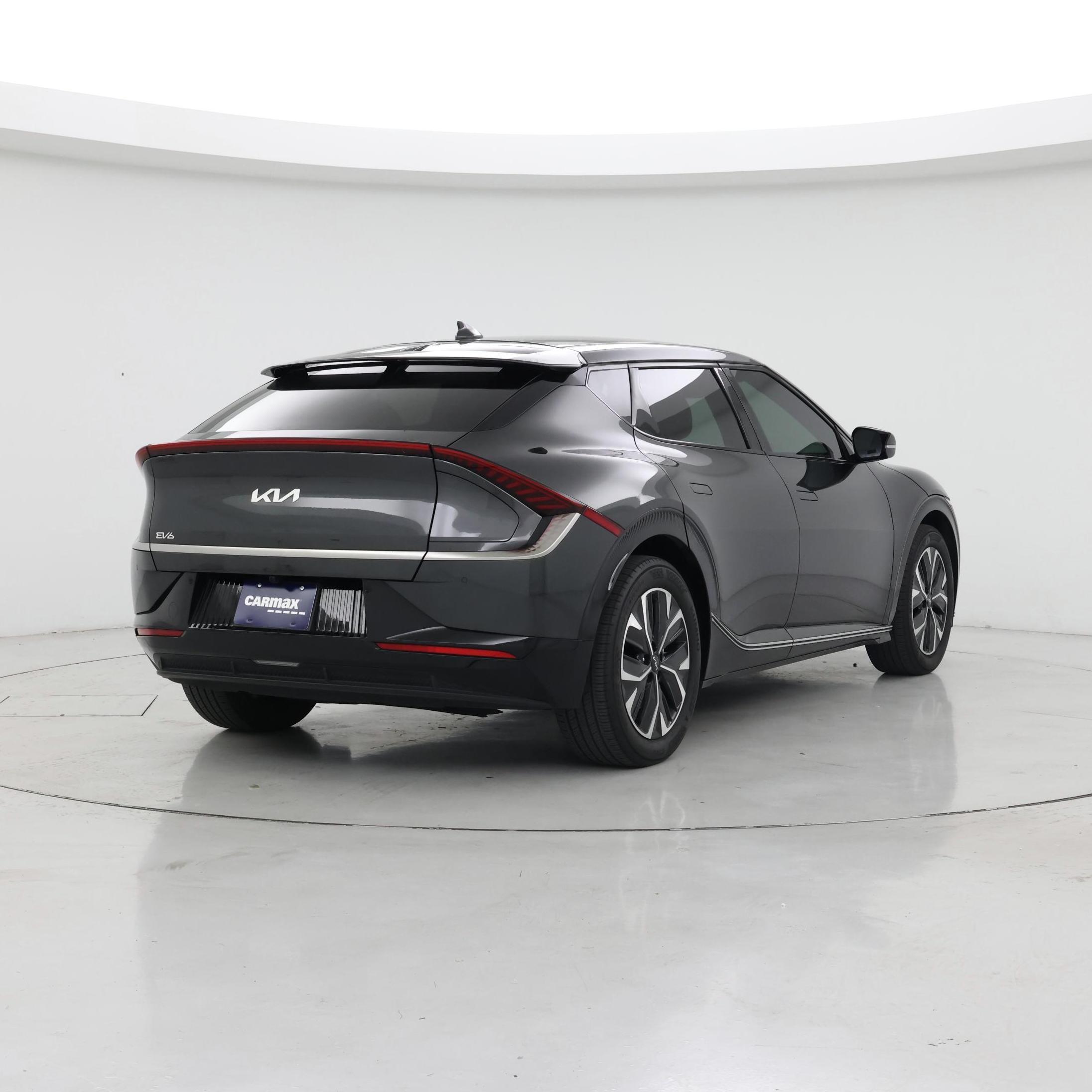 Thumbnail: 2022 Kia EV6 - 8