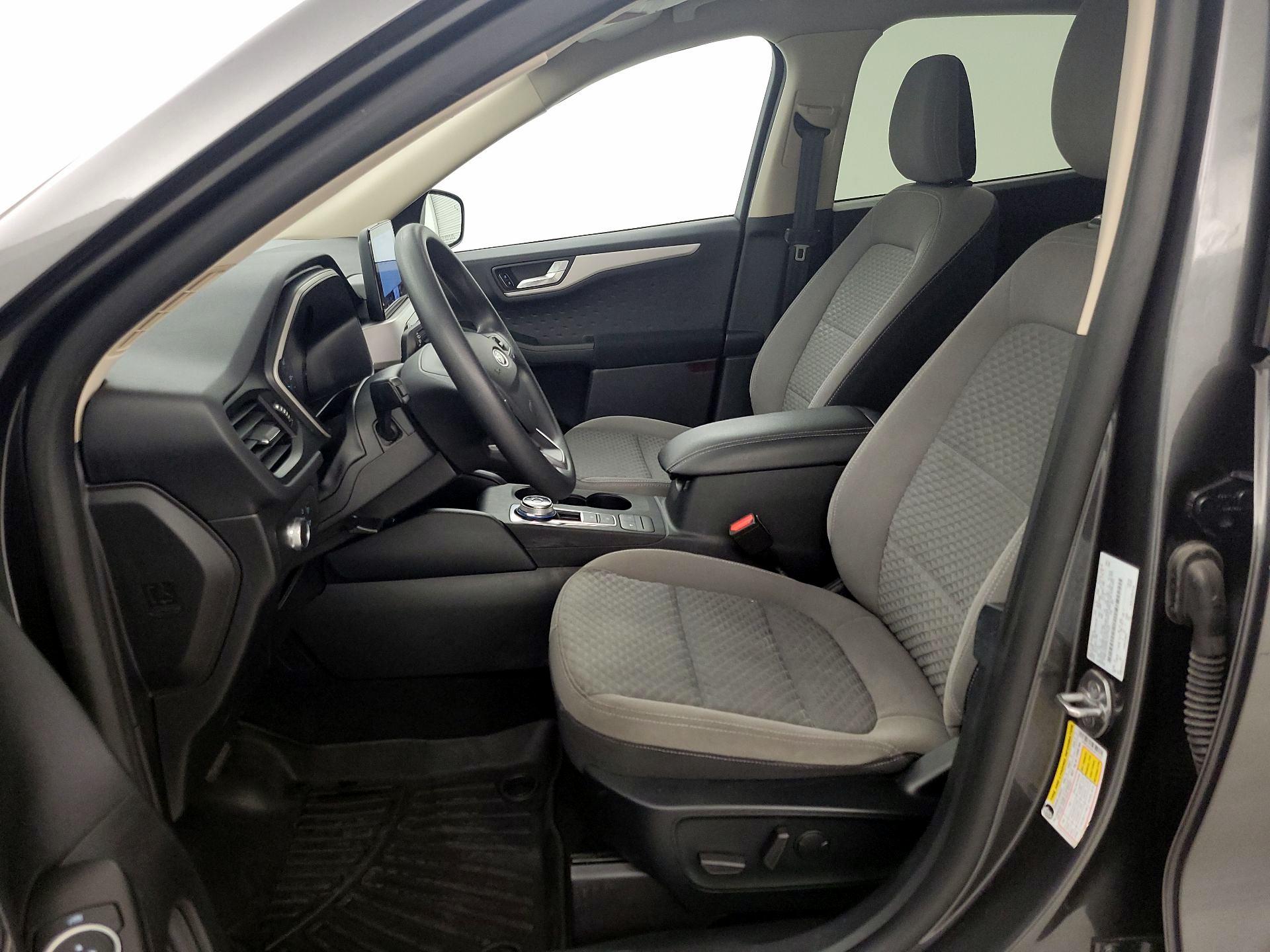 Thumbnail: 2020 Ford Escape - 11