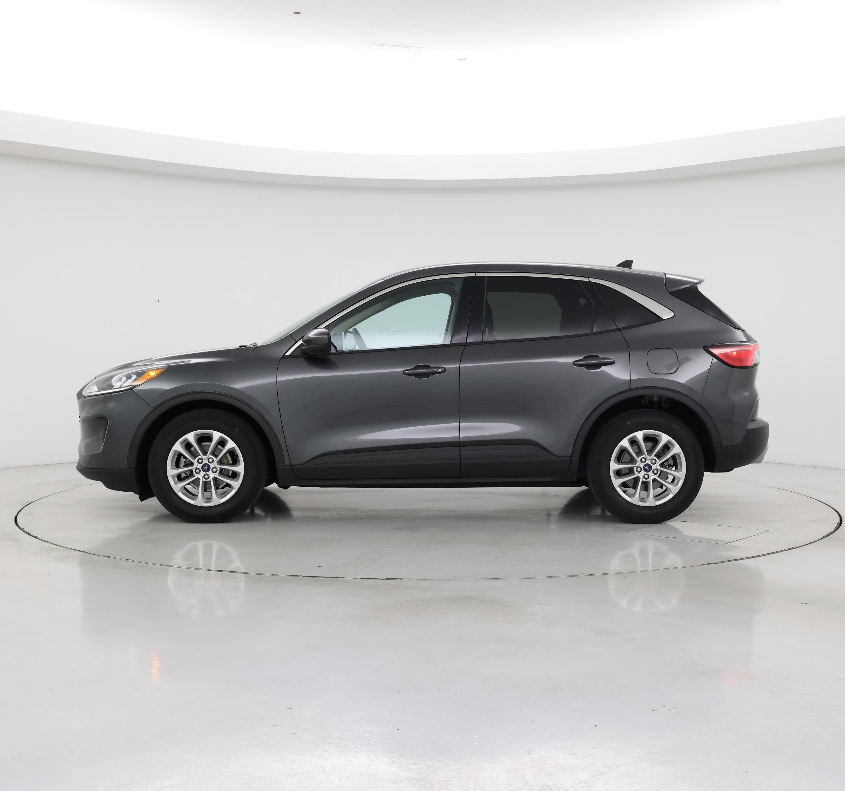 Thumbnail: 2020 Ford Escape - 3