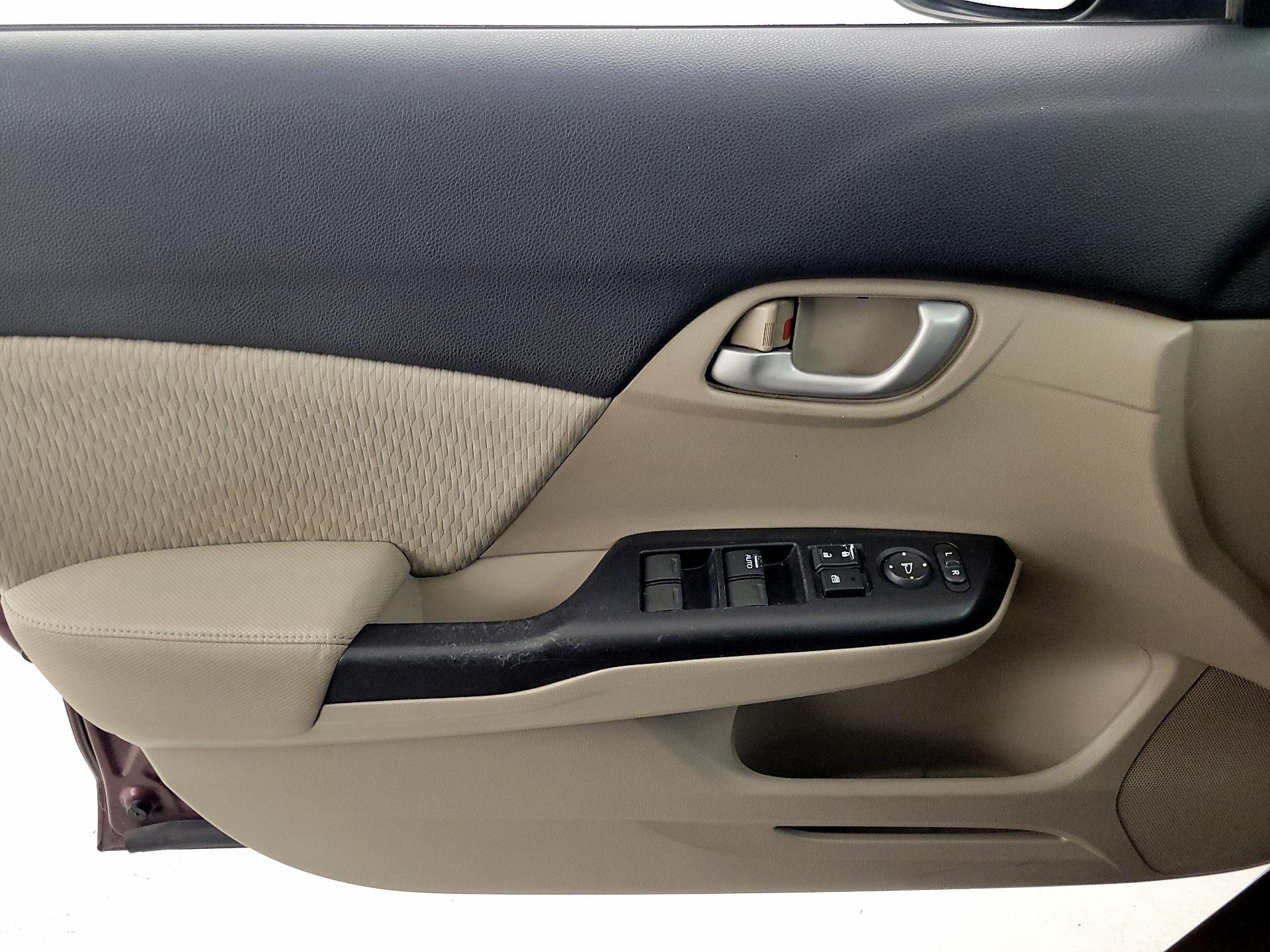 Thumbnail: 2014 Honda Civic - 12