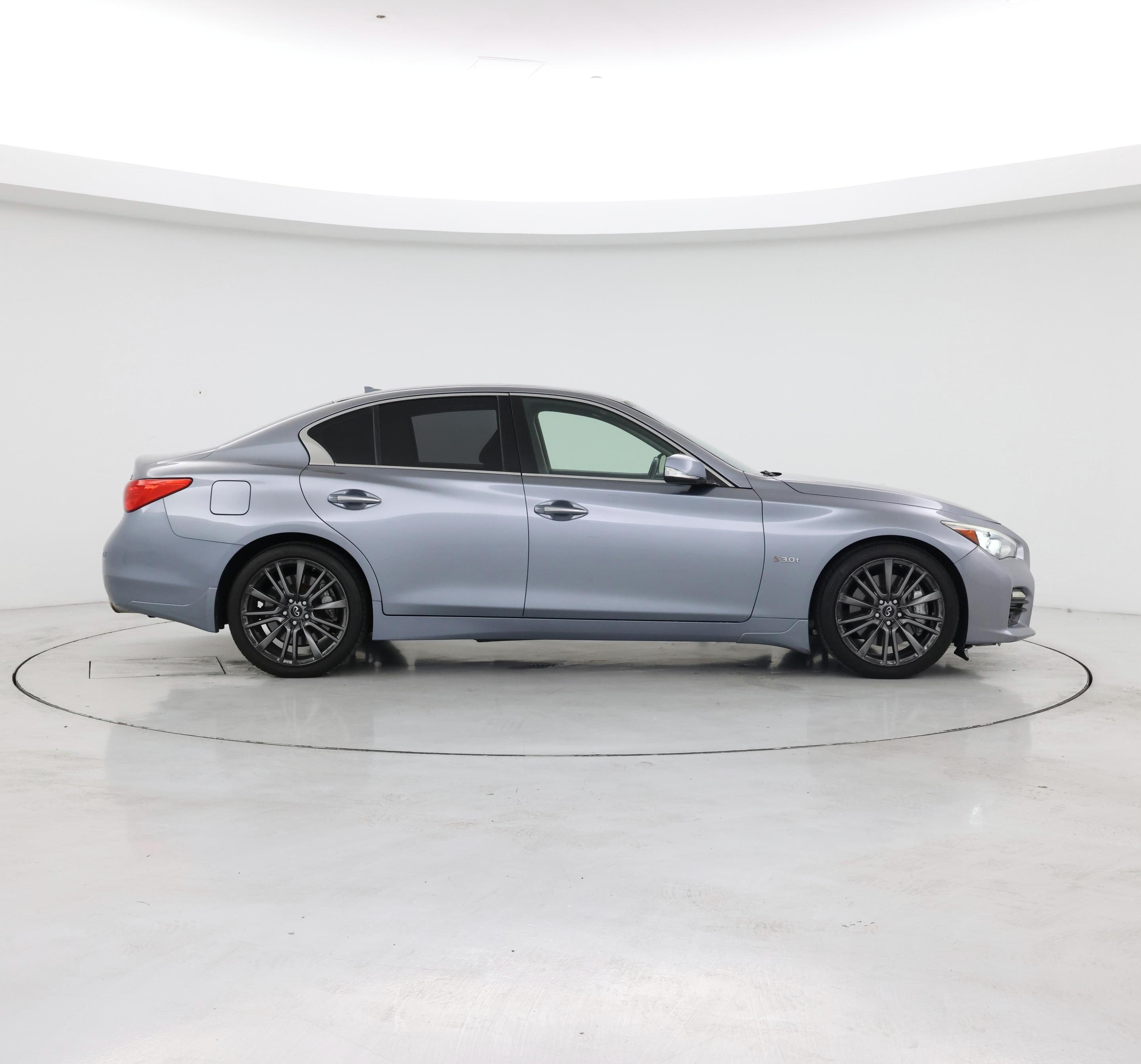 Thumbnail: 2016 INFINITI  - 7