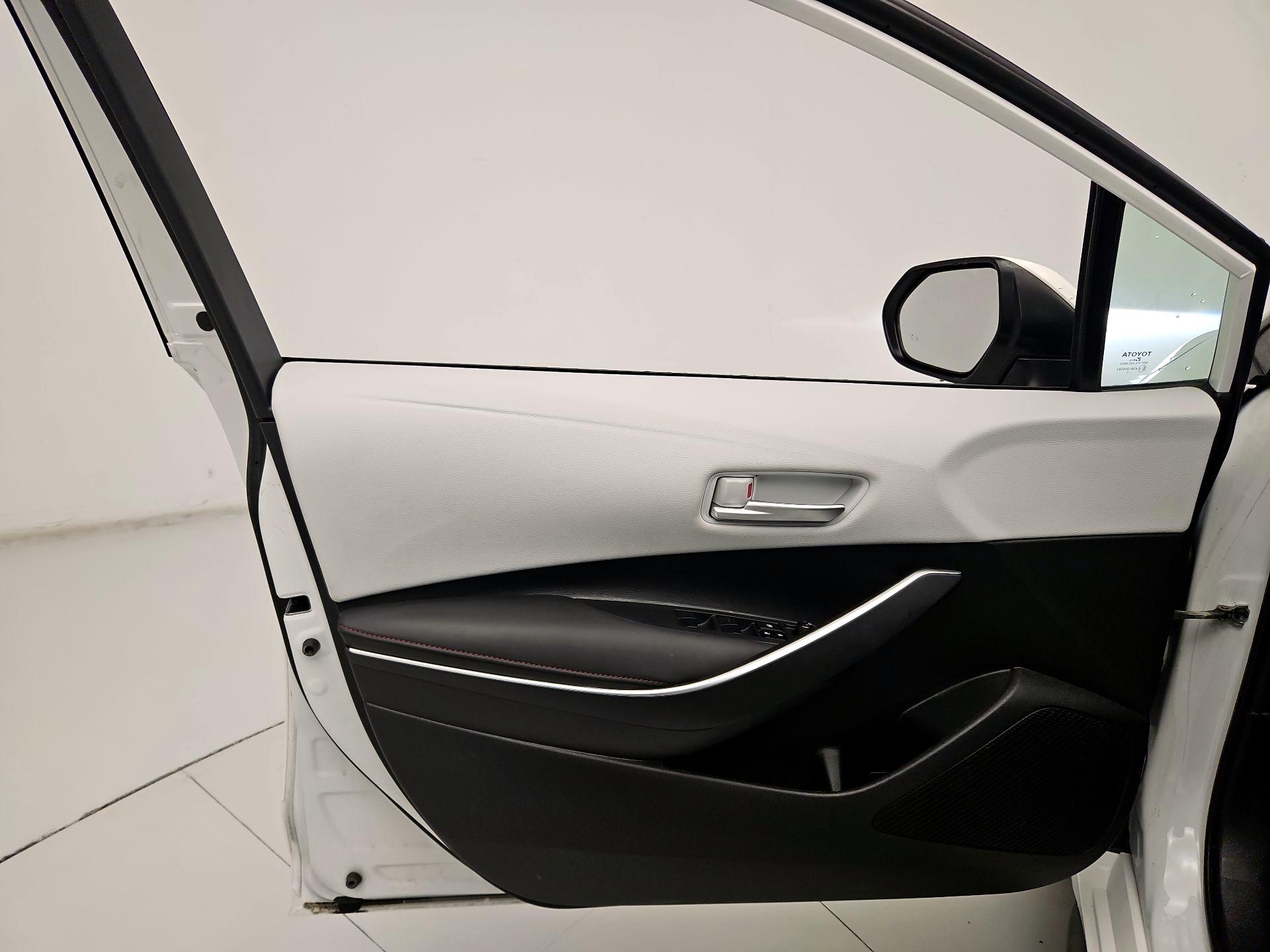 Thumbnail: 2023 Toyota Corolla - 12