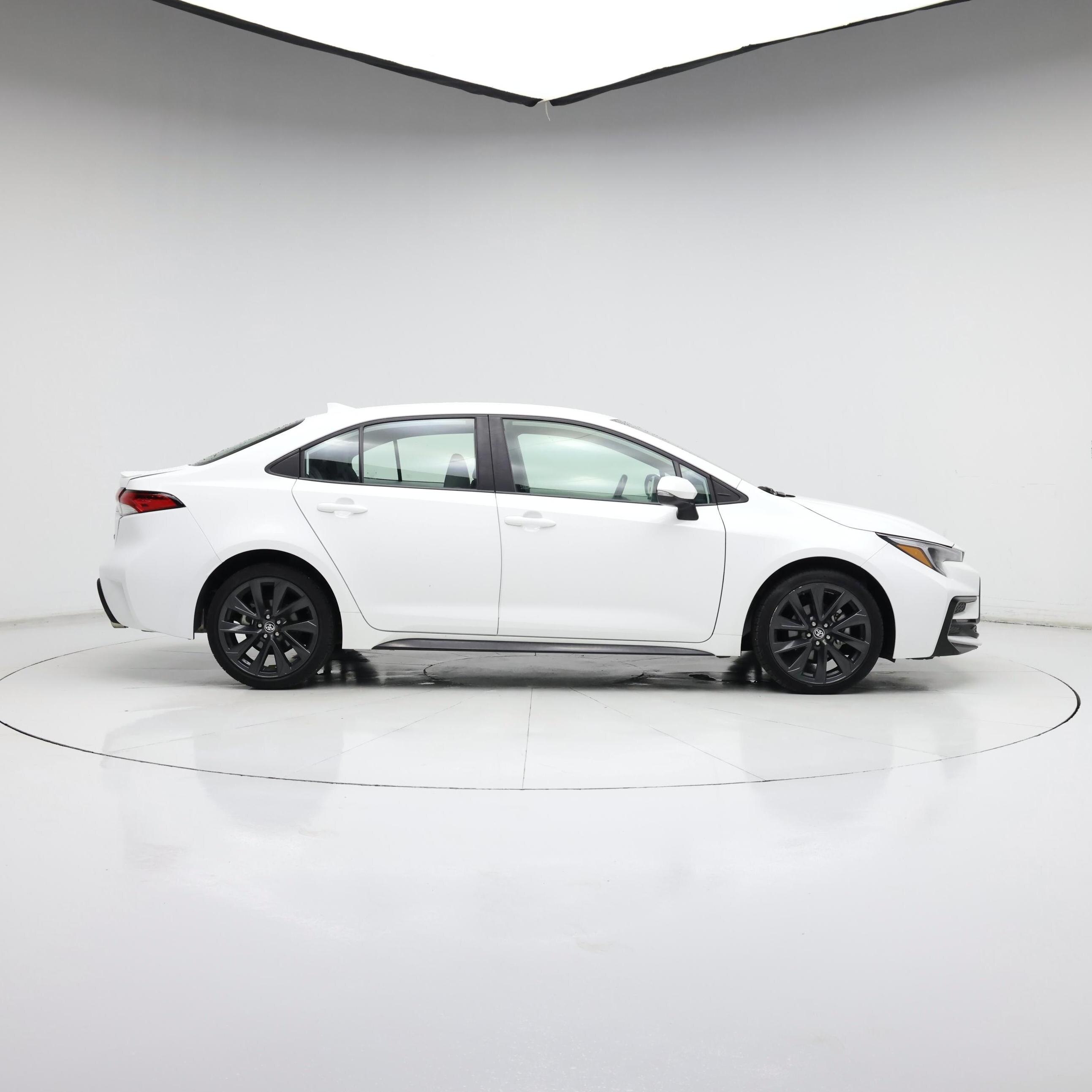 Thumbnail: 2023 Toyota Corolla - 7