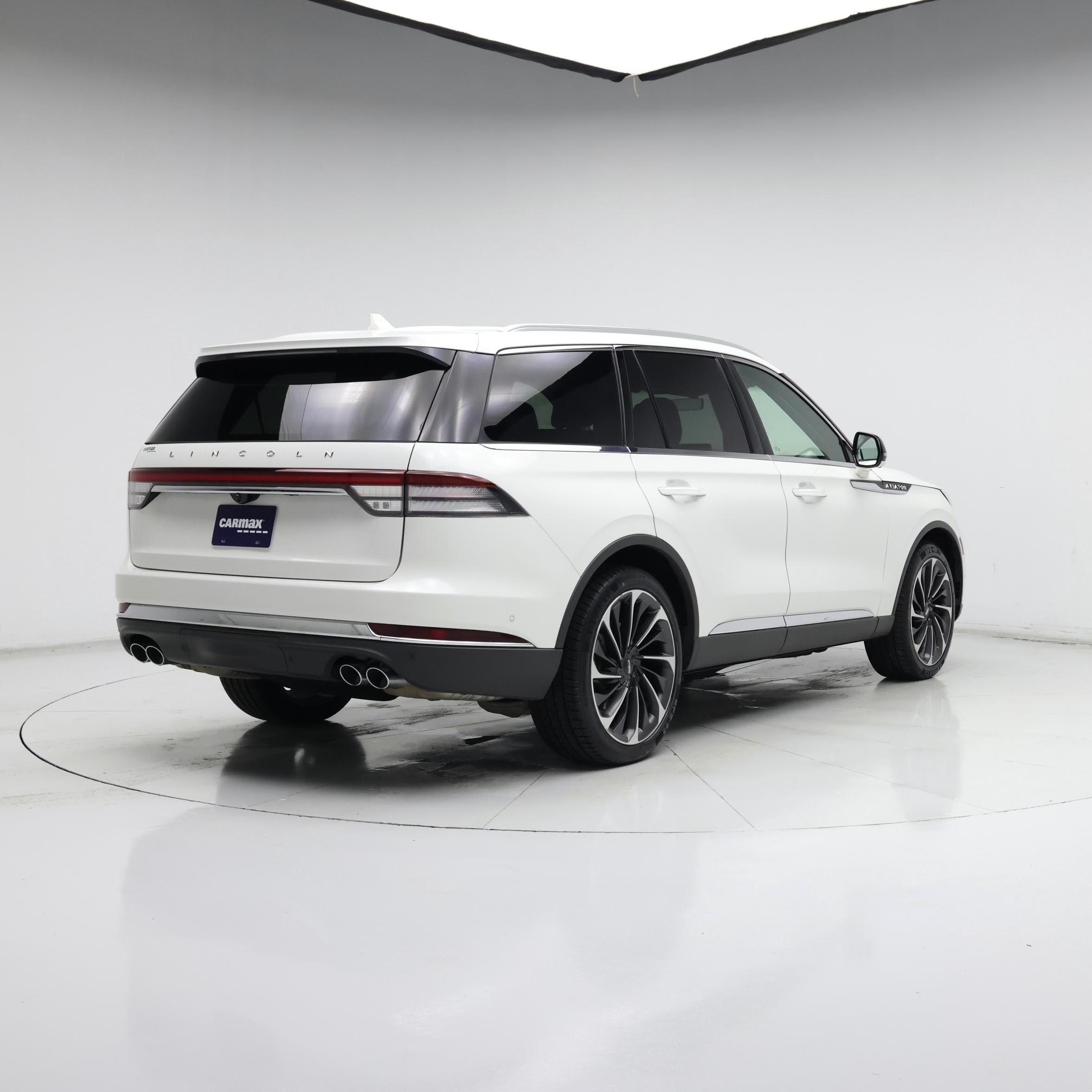 Thumbnail: 2020 Lincoln Aviator - 8