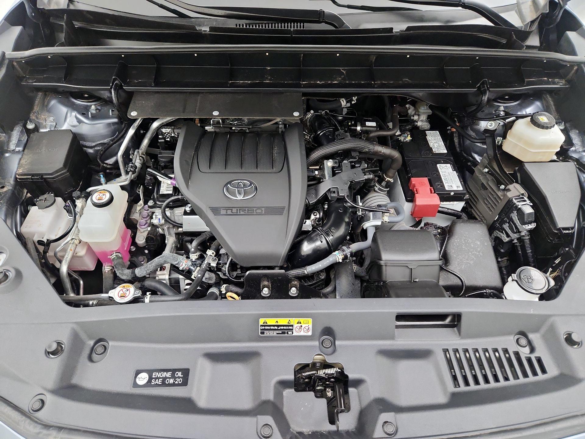 Thumbnail: 2023 Toyota Highlander - 17