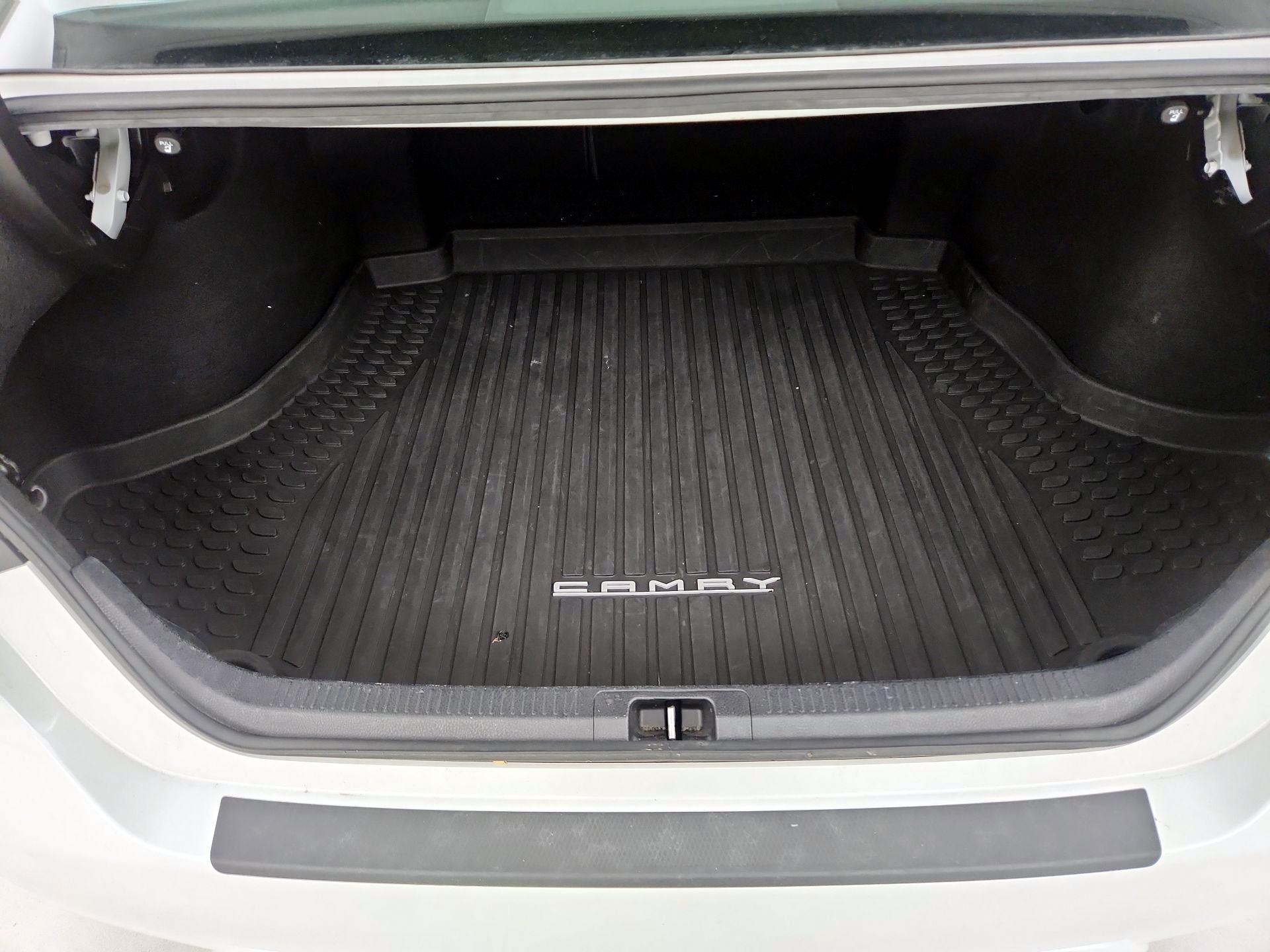 Thumbnail: 2020 Toyota Camry - 20