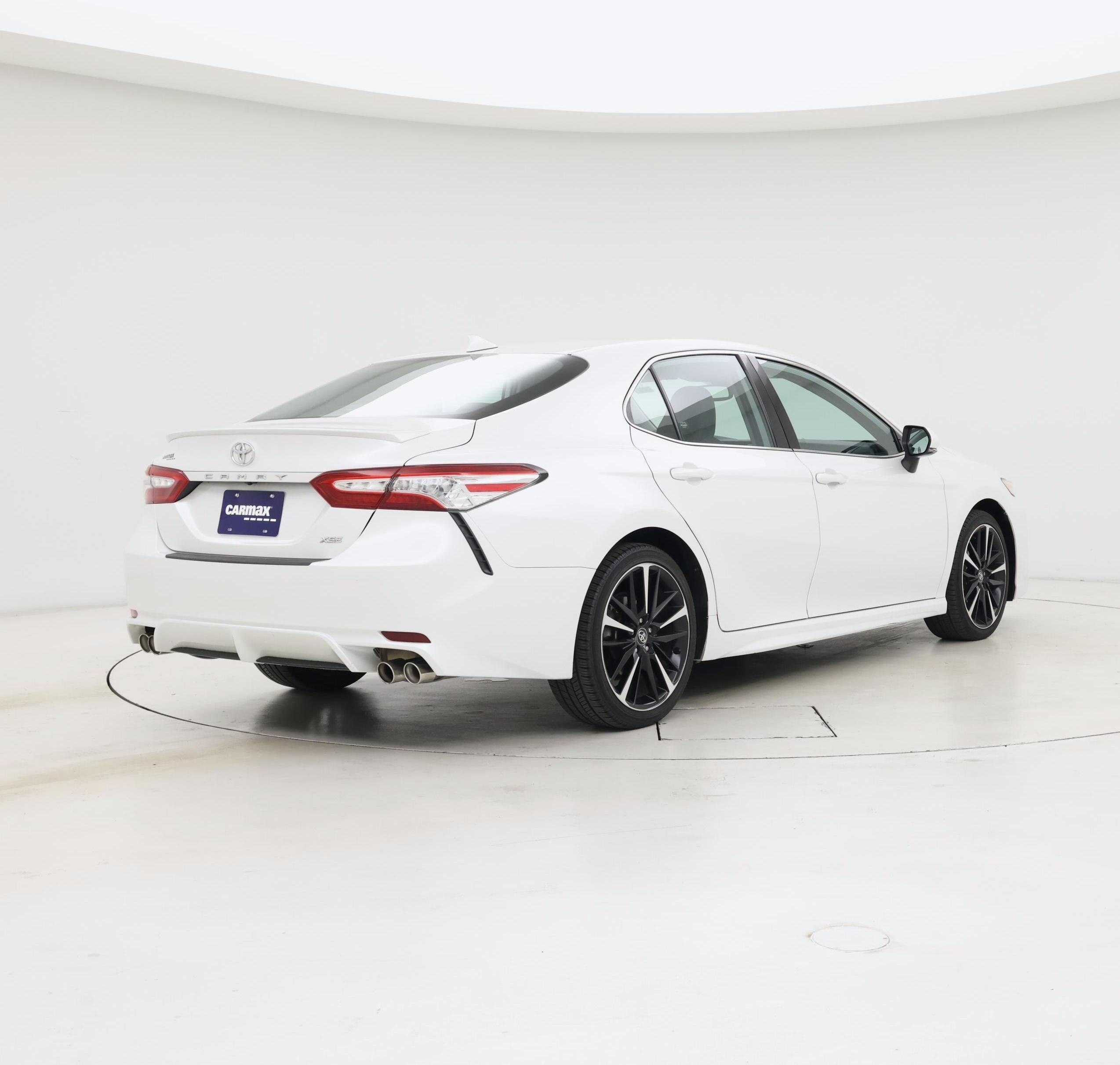 Thumbnail: 2020 Toyota Camry - 8