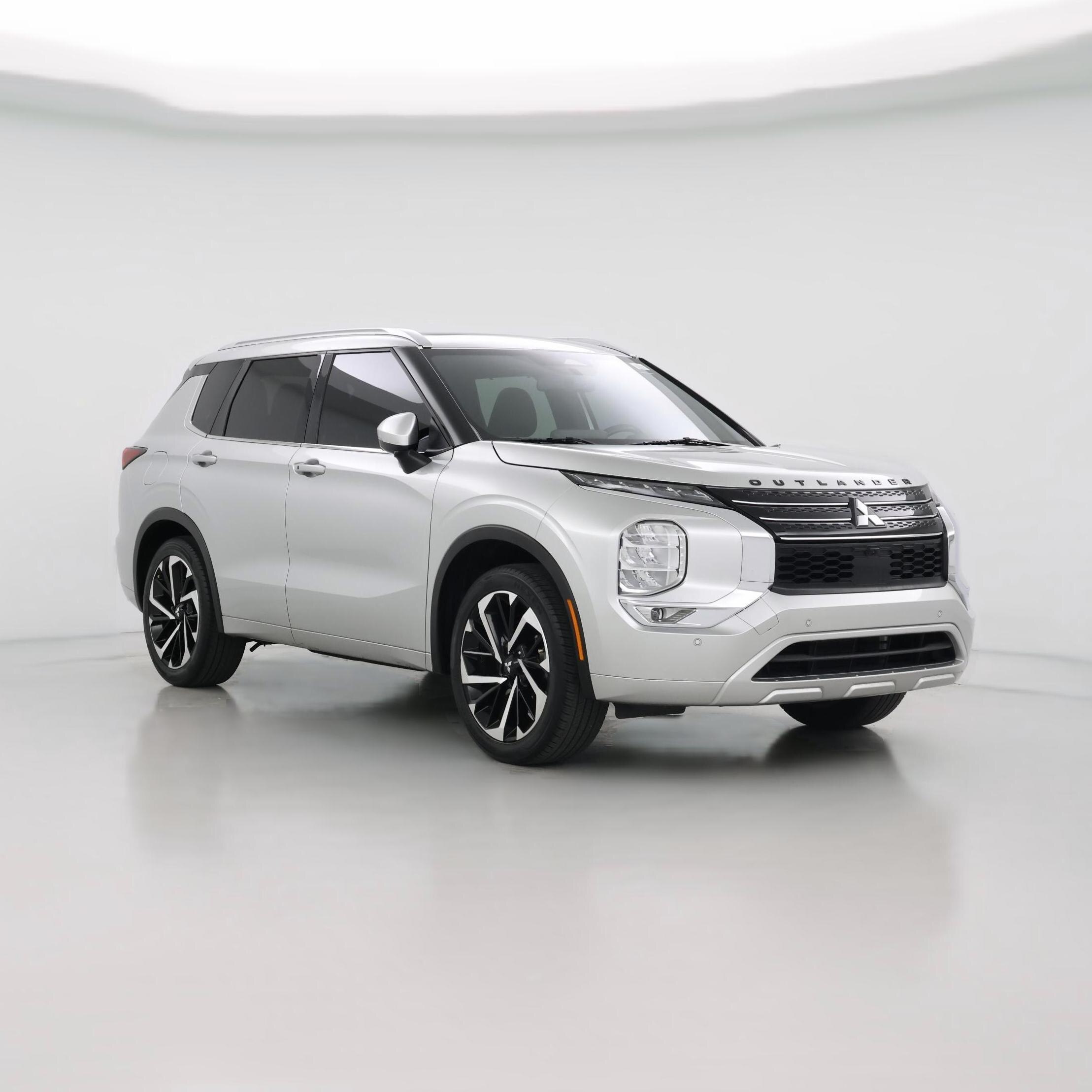 Thumbnail: 2022 Mitsubishi Outlander - 1