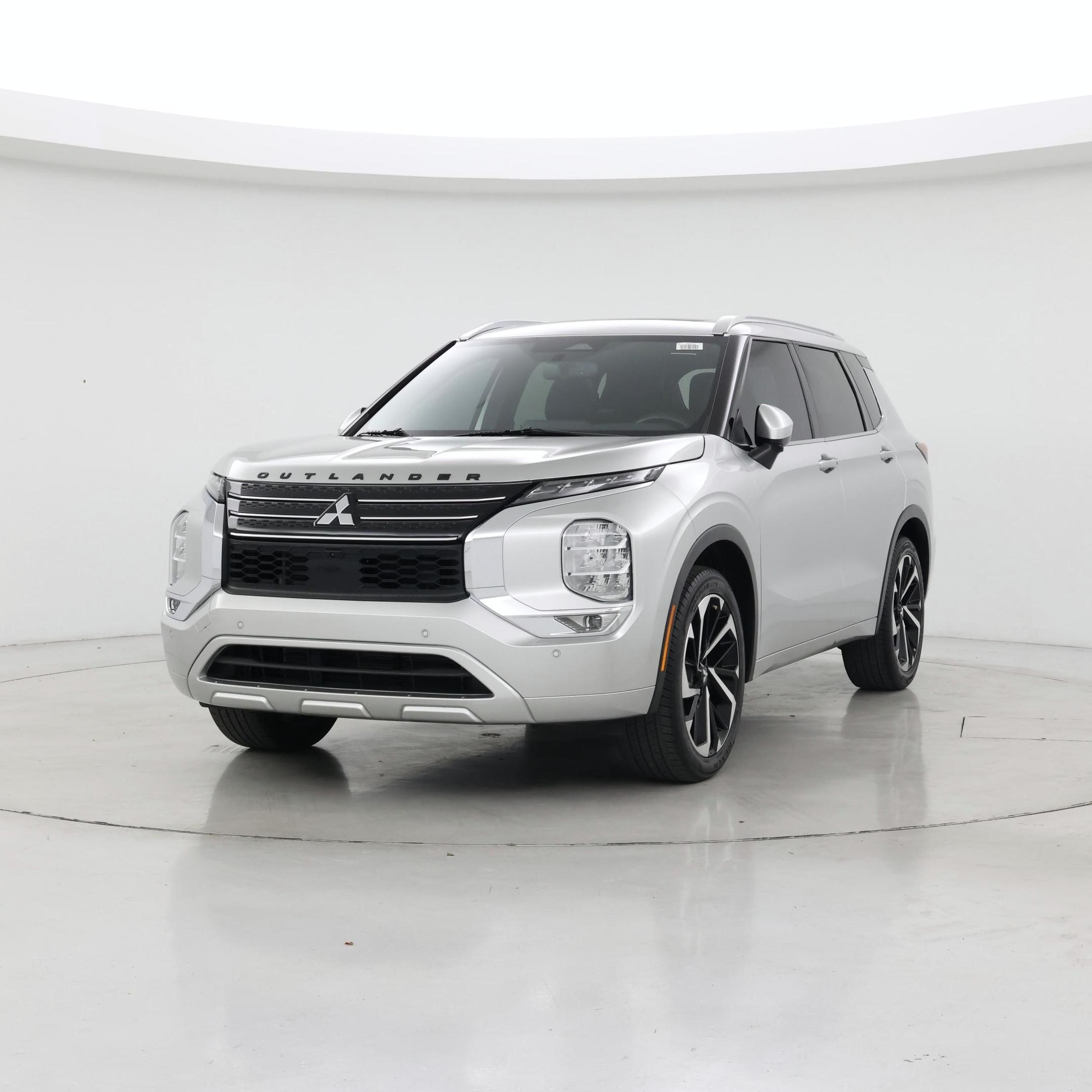 Thumbnail: 2022 Mitsubishi Outlander - 4