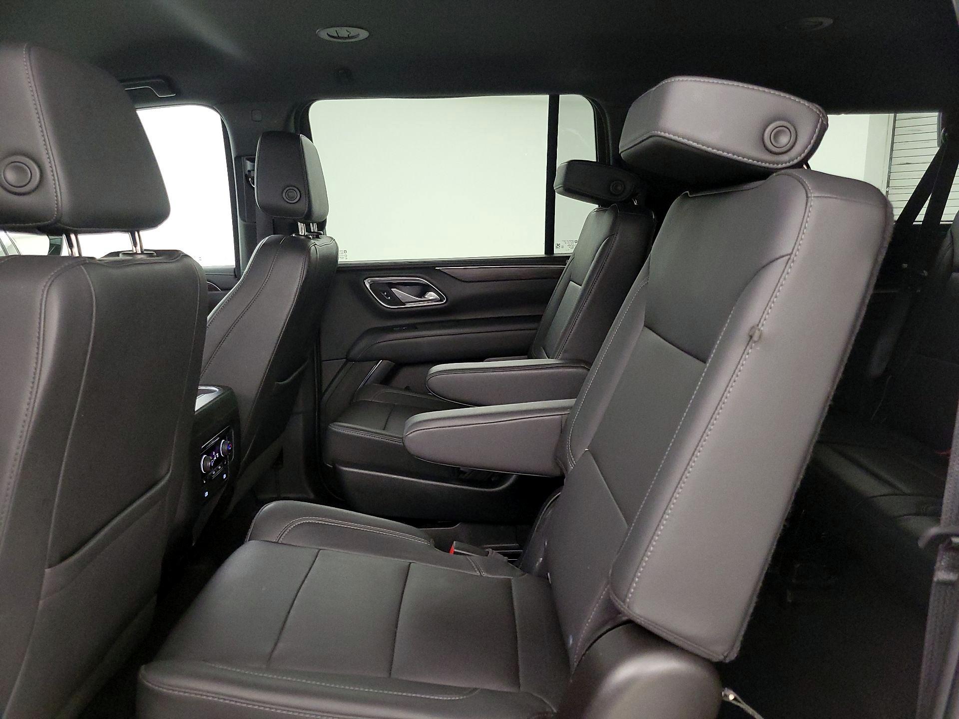 Thumbnail: 2022 Chevrolet Suburban - 19