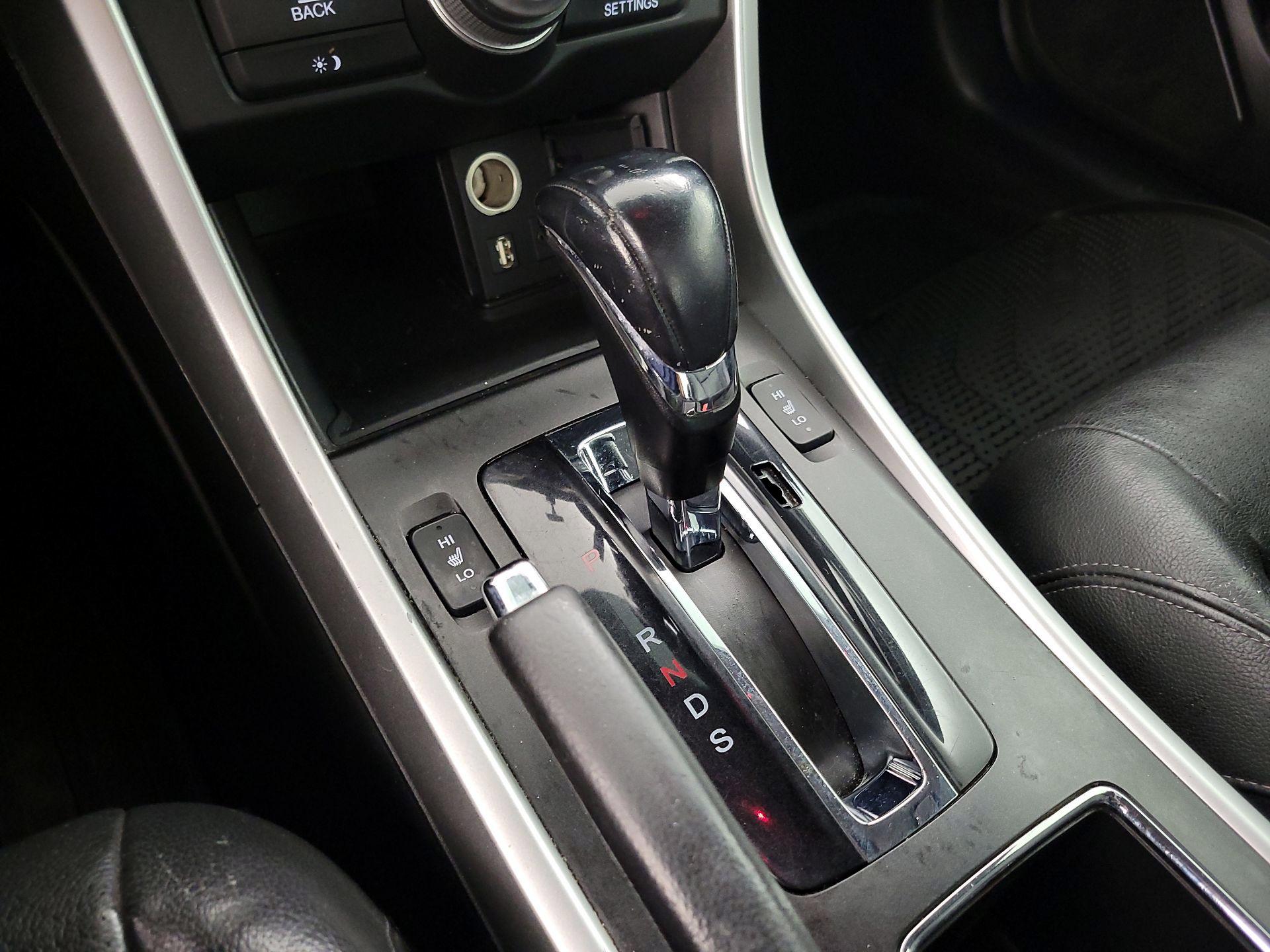 Thumbnail: 2015 Honda Accord - 17