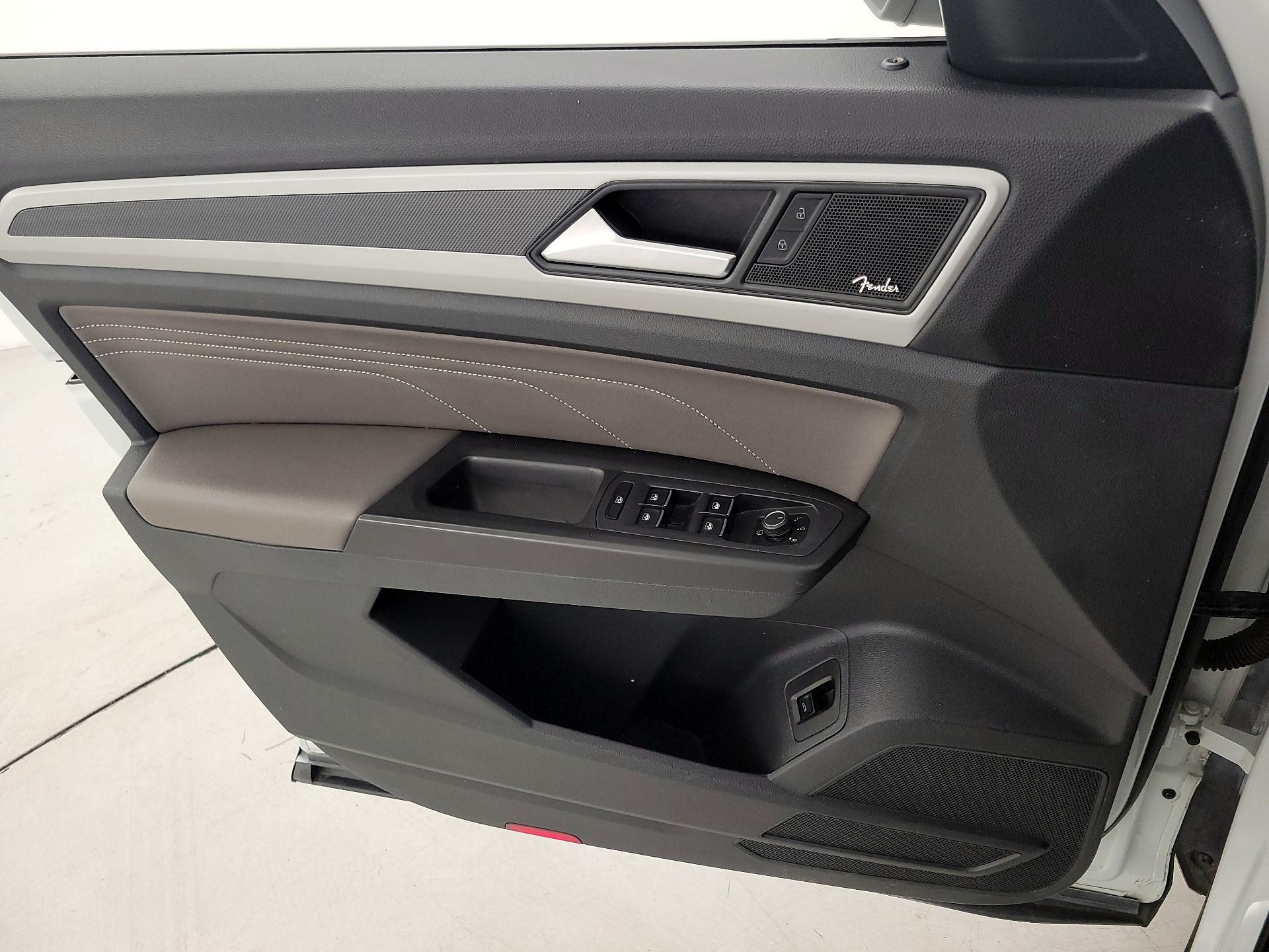 Thumbnail: 2022 Volkswagen Atlas - 12