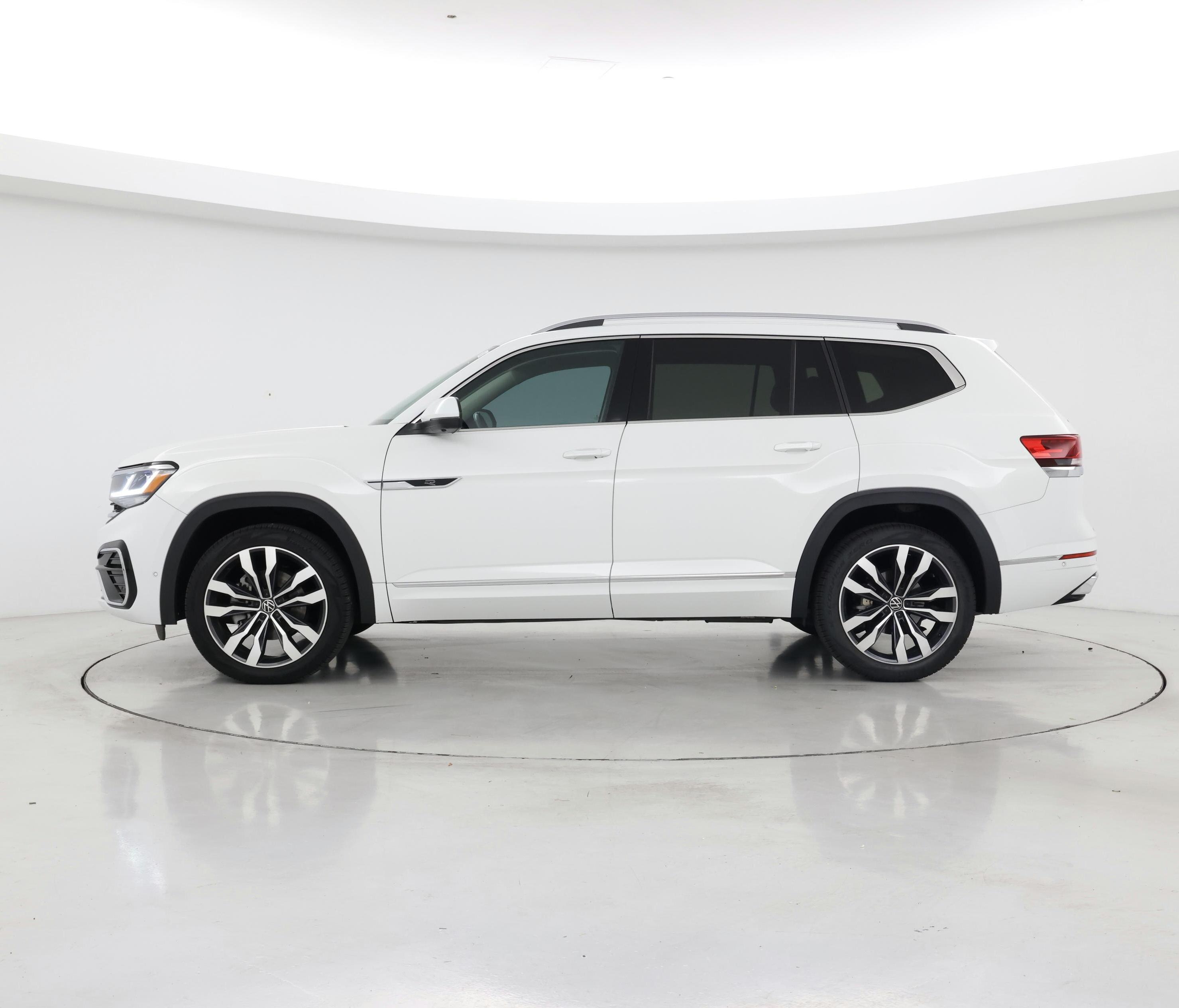 Thumbnail: 2022 Volkswagen Atlas - 3