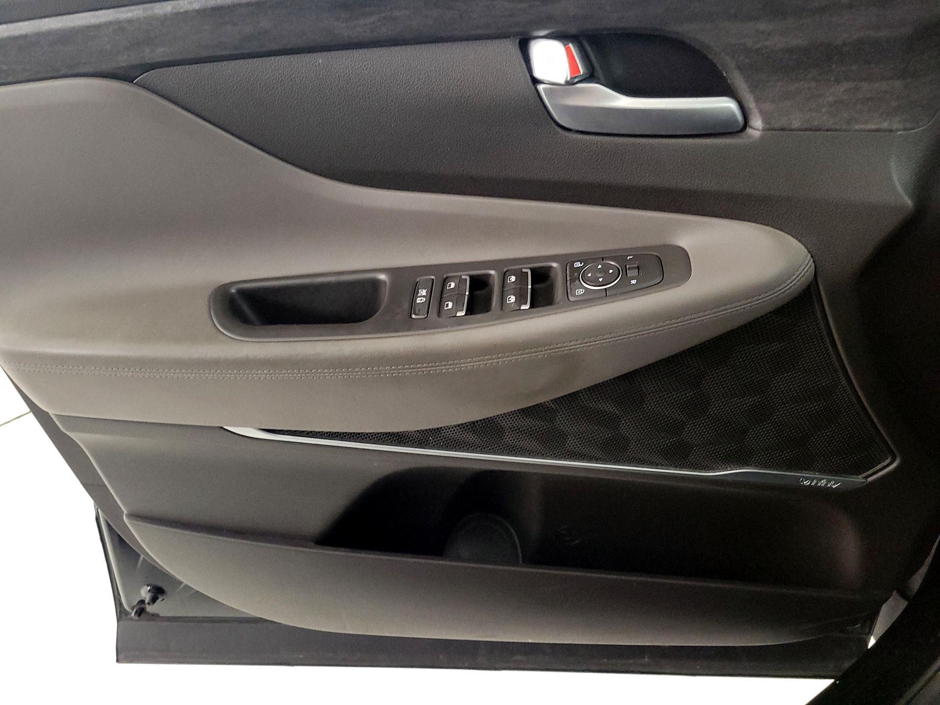 Thumbnail: 2020 Hyundai Santa Fe - 12