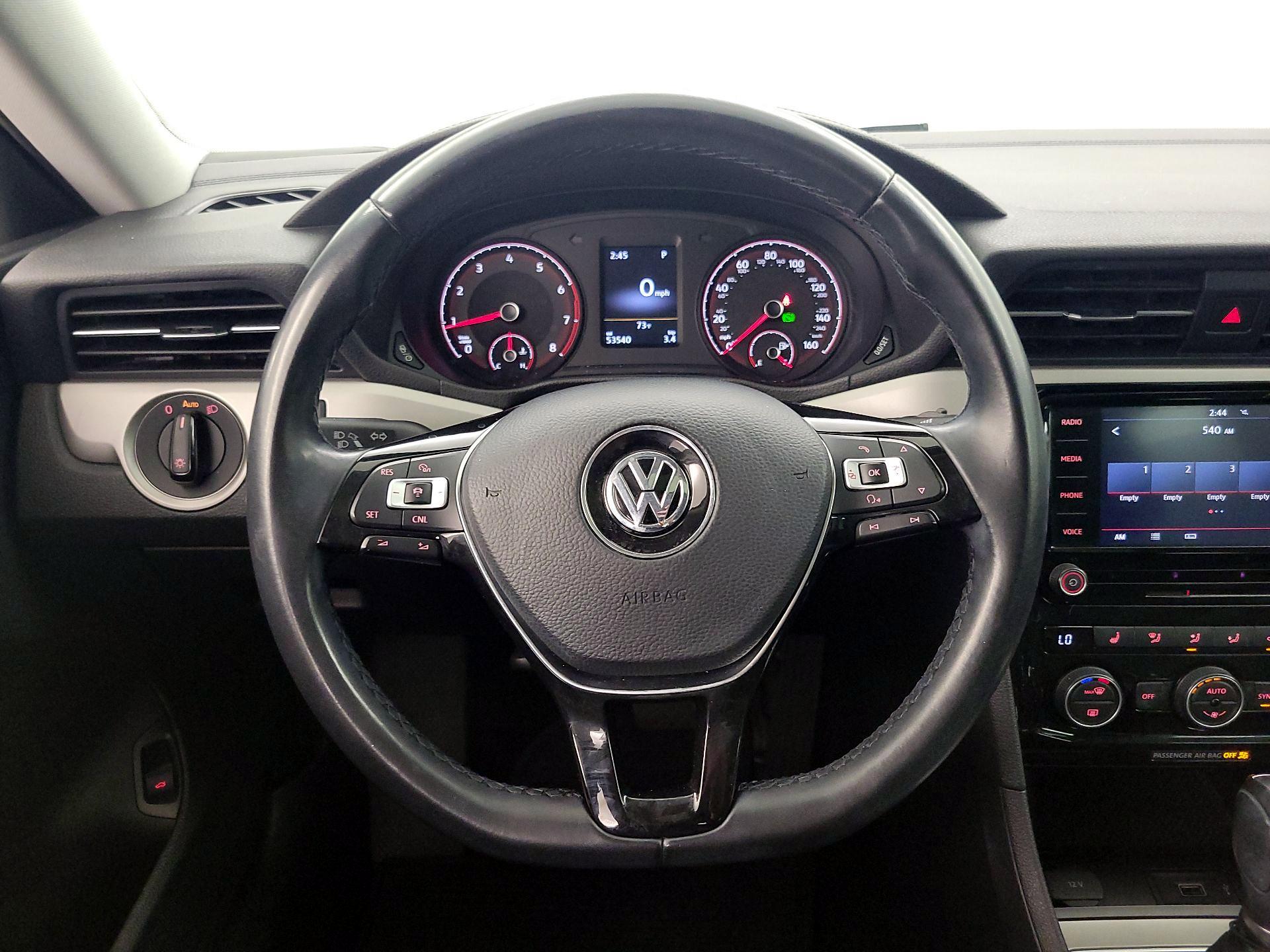 Thumbnail: 2020 Volkswagen Passat - 10