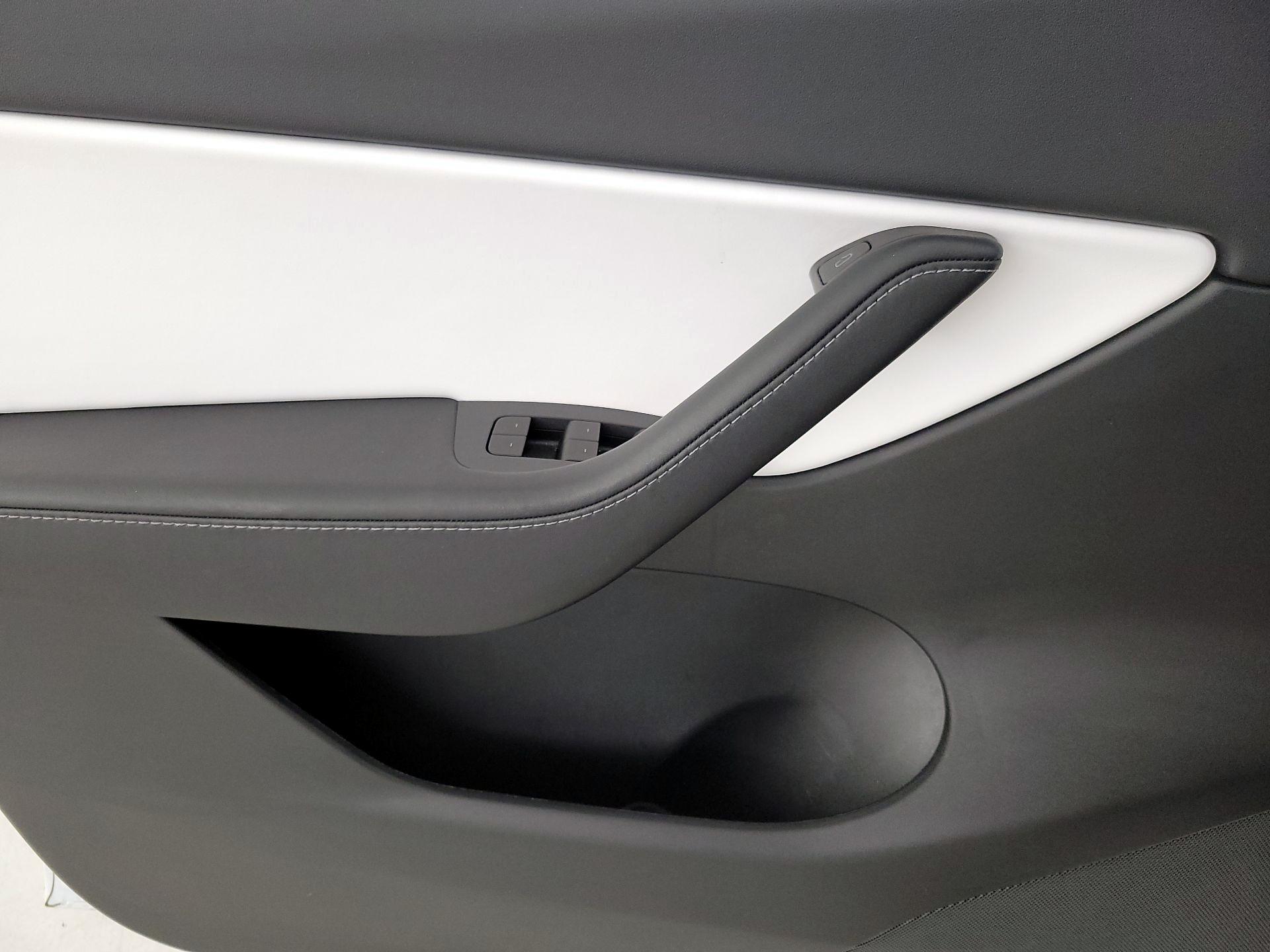 Thumbnail: 2021 Tesla Model Y - 12