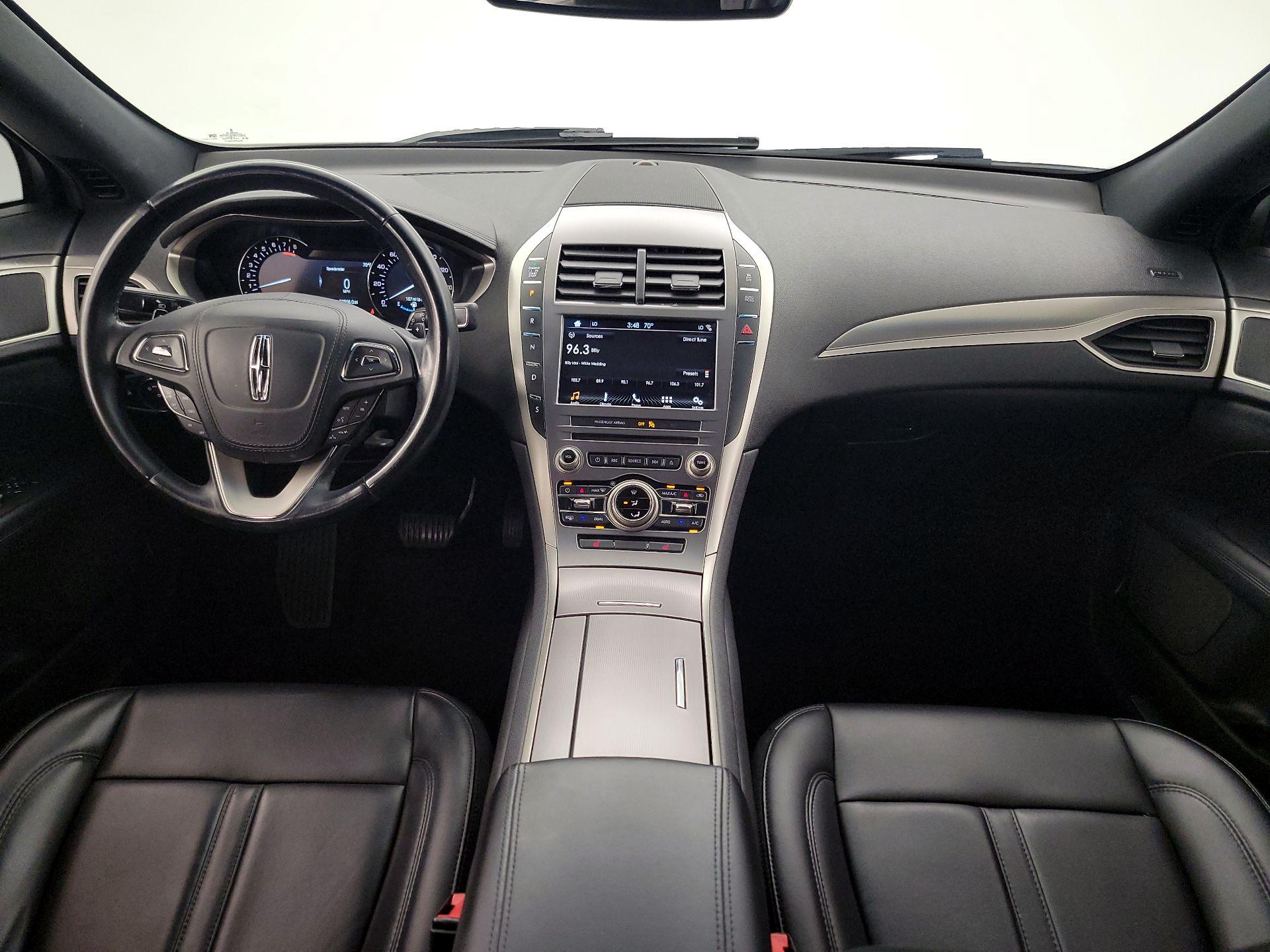 Thumbnail: 2017 Lincoln MKZ - 9