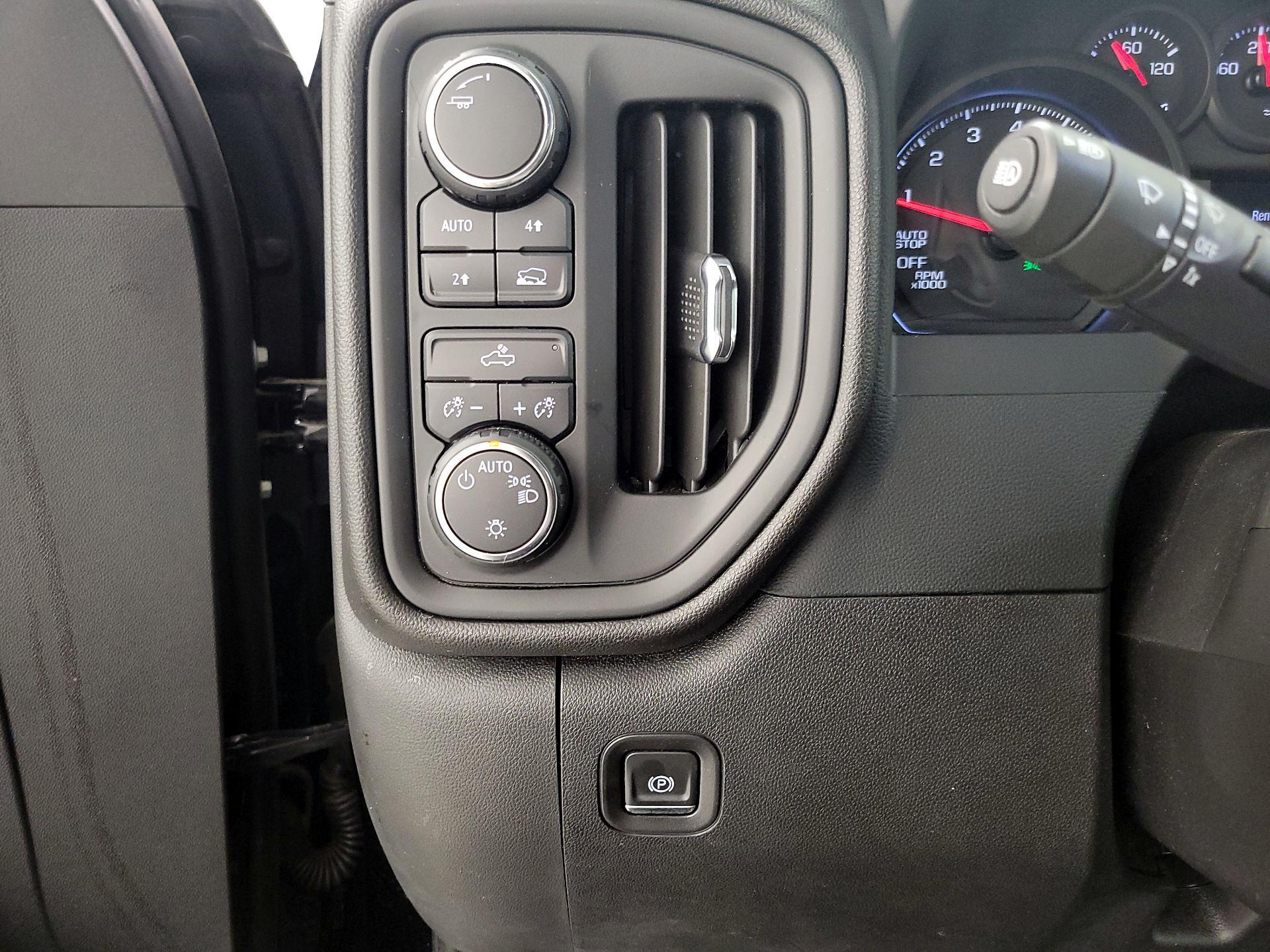 Thumbnail: 2024 Chevrolet Silverado 1500 - 13