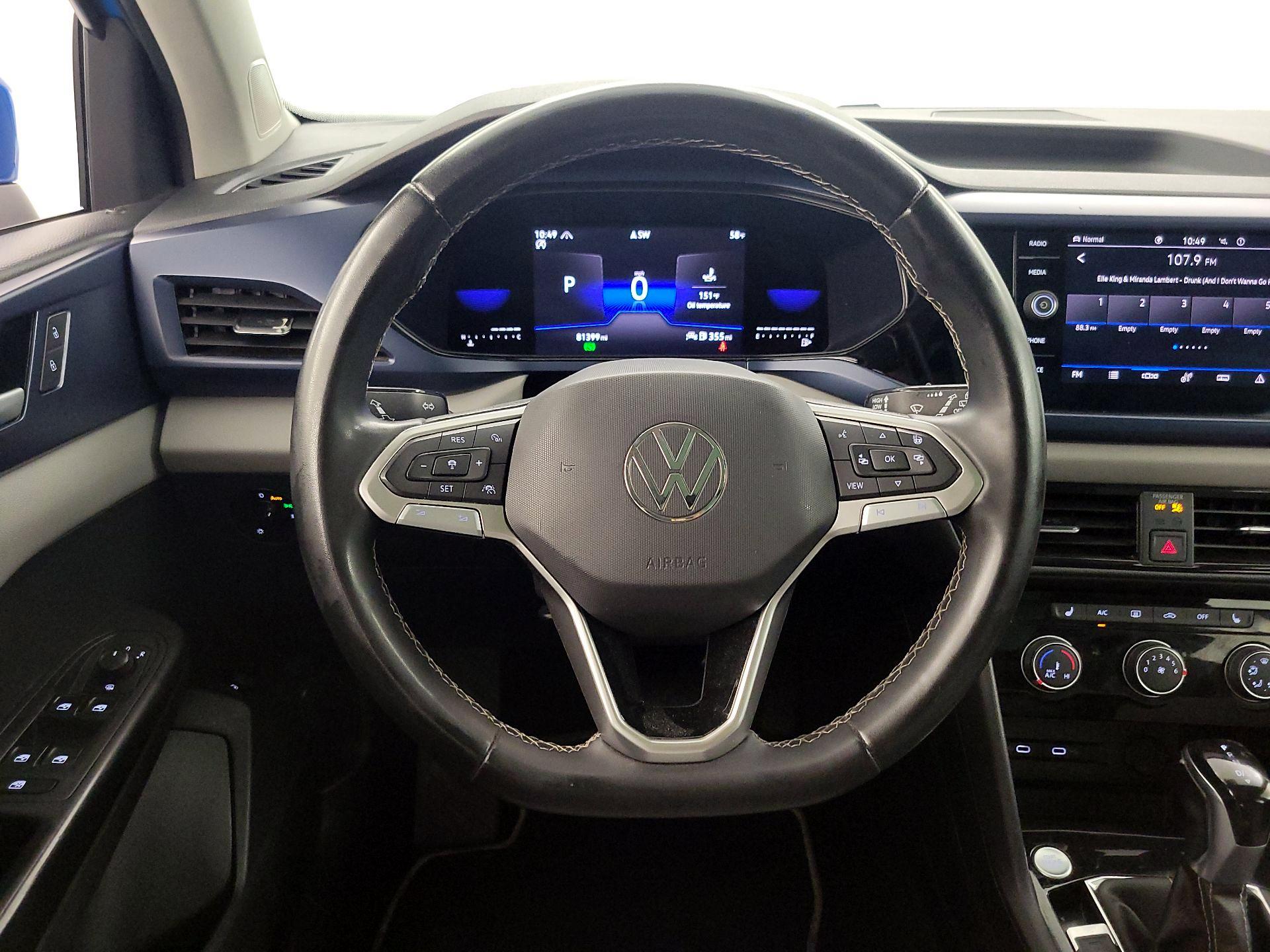 Thumbnail: 2023 Volkswagen Taos - 10